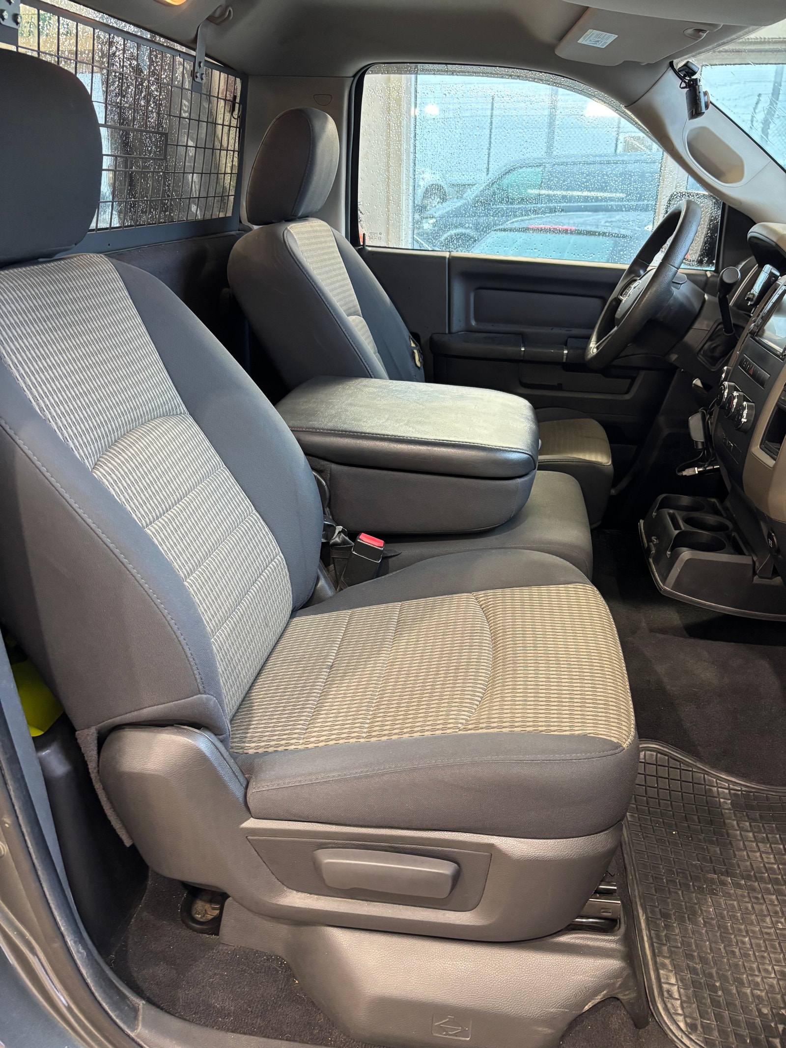 RAM 1500 Regular Cab 5.7 V8 HEMI 4x4 Automatic, 6-trins, 395ps, 2012