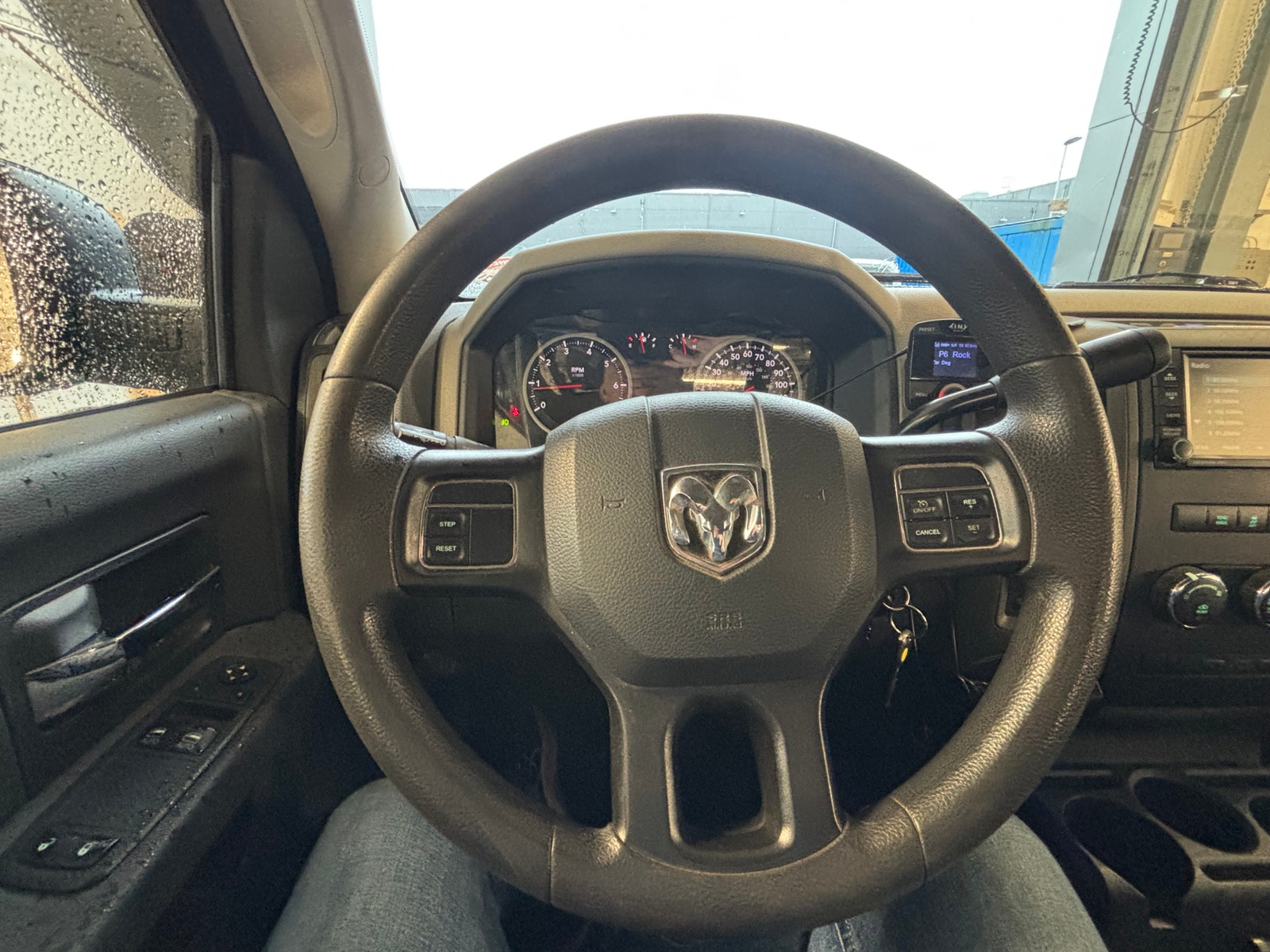 RAM 1500 Regular Cab 5.7 V8 HEMI 4x4 Automatic, 6-trins, 395ps, 2012
