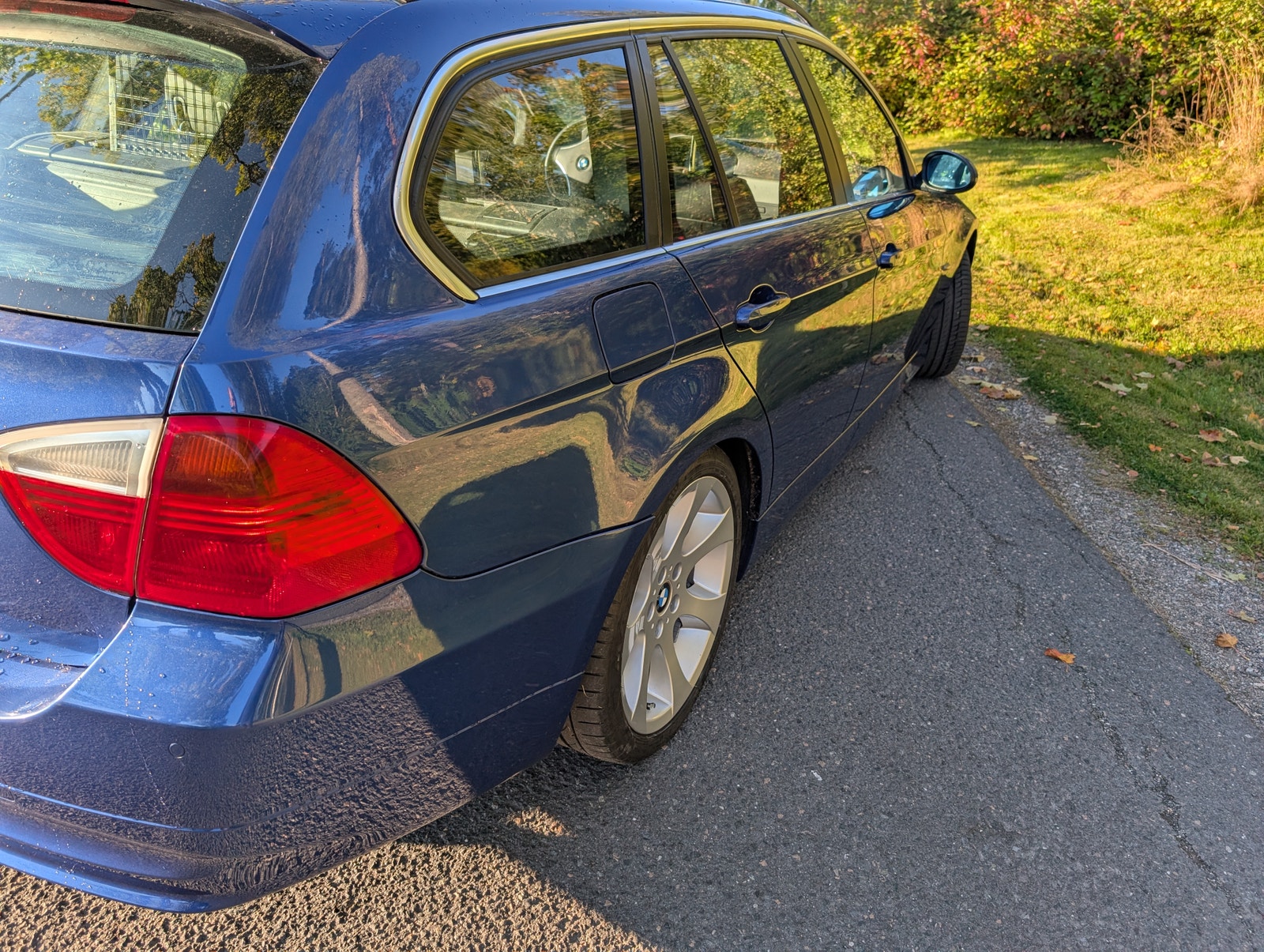 BMW 325d Touring Automatic, 6-trins, 197ps, 2007