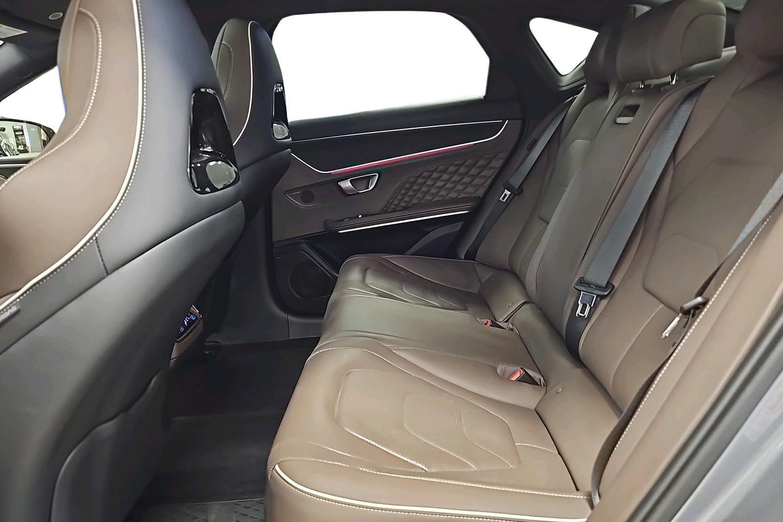 BYD Han EV AWD, 517hp, 2022