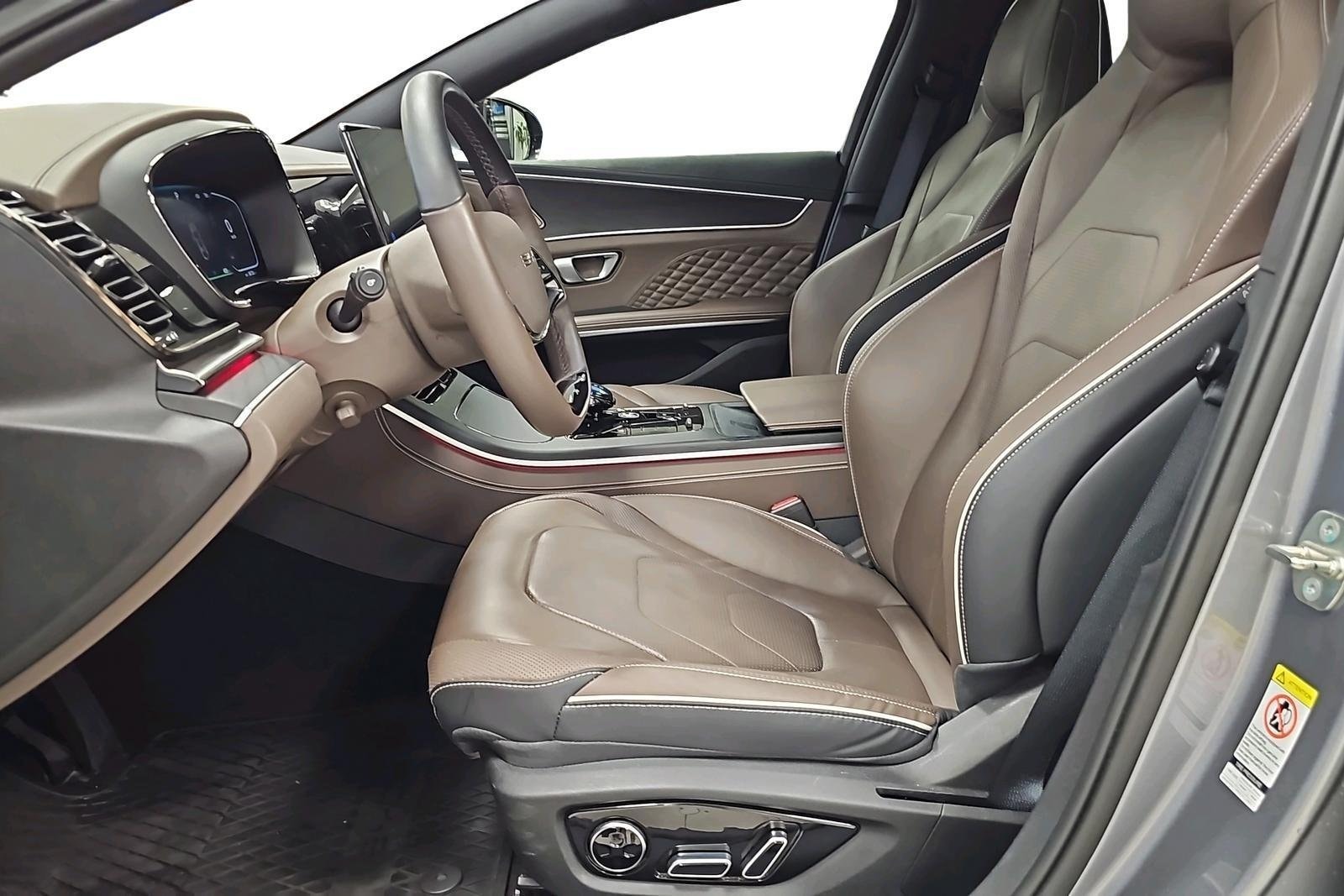 BYD Han EV AWD, 517hp, 2022