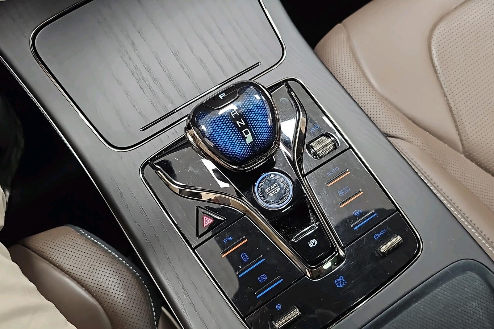 BYD Han EV AWD, 517hp, 2022