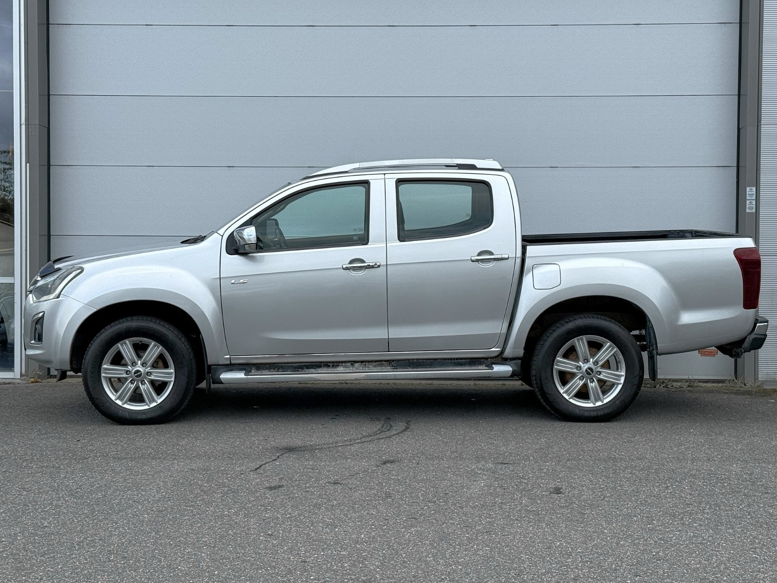 Isuzu D-Max Crew Cab 1.9 4WD Automatic, 163hp, 2018