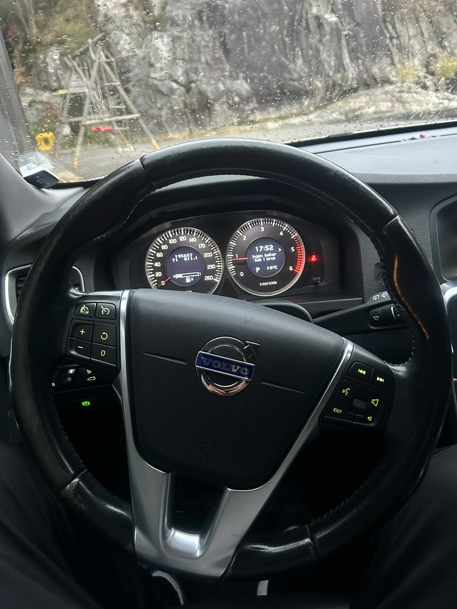 Volvo V60 D2 Powershift, 115hp, 2013