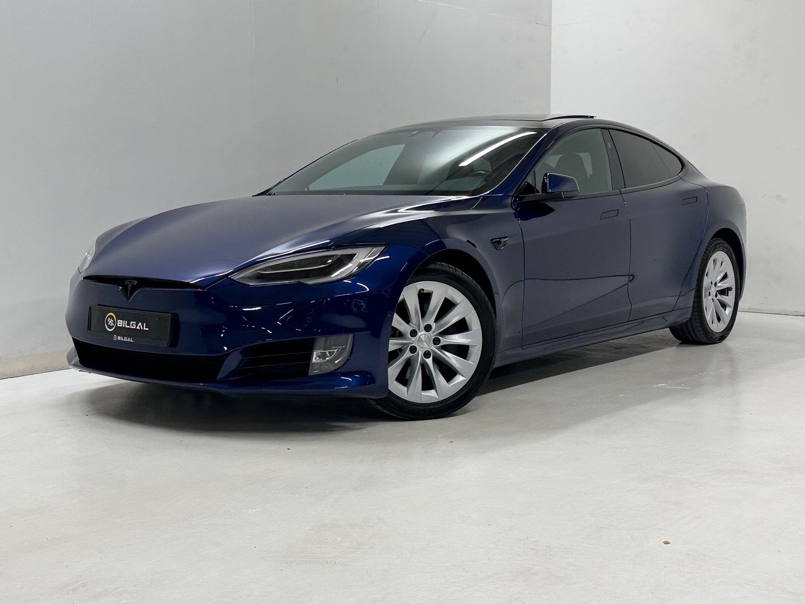 Tesla Model S 100D, 525ps, 2018