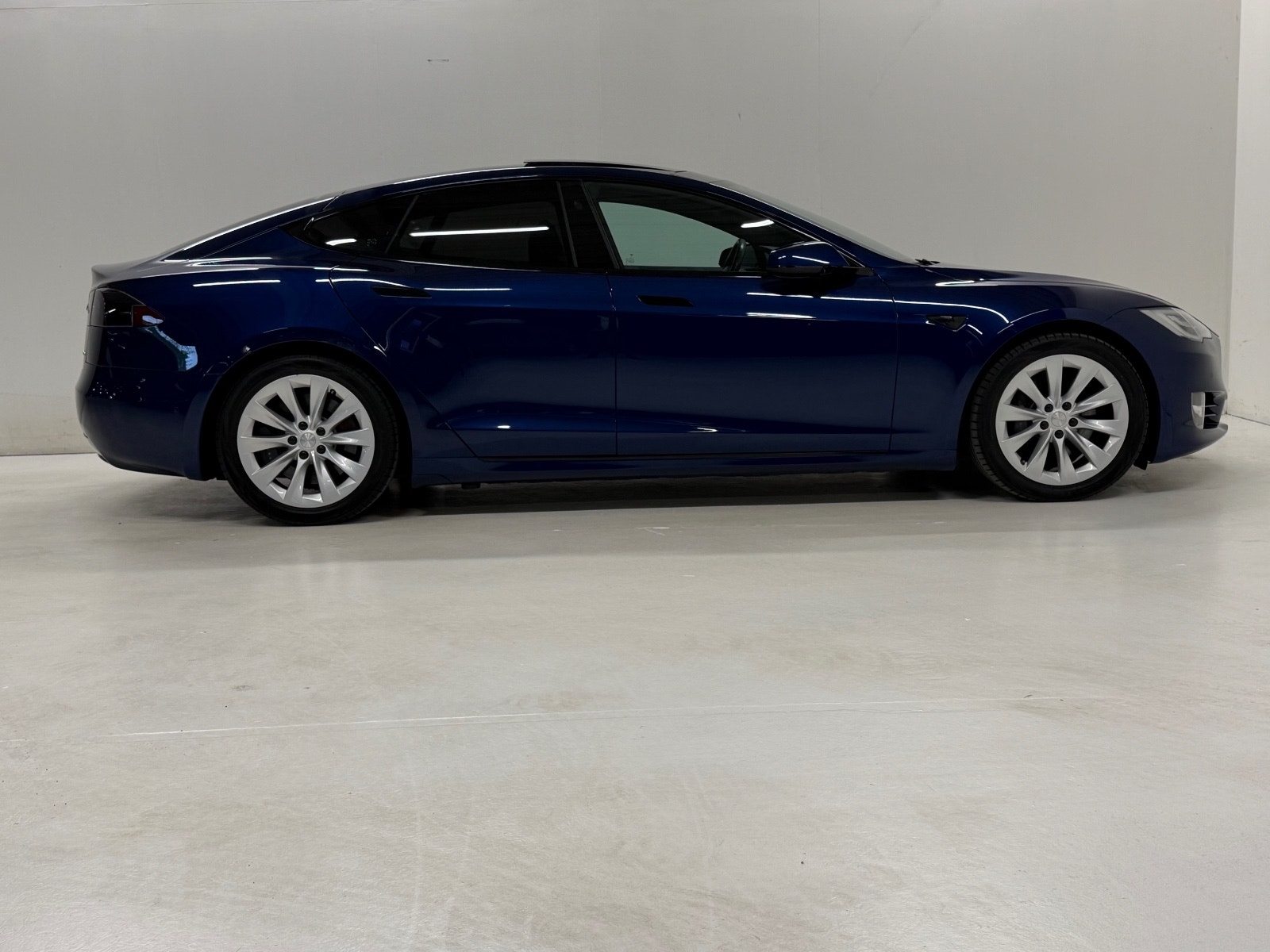 Tesla Model S 100D, 525ps, 2018