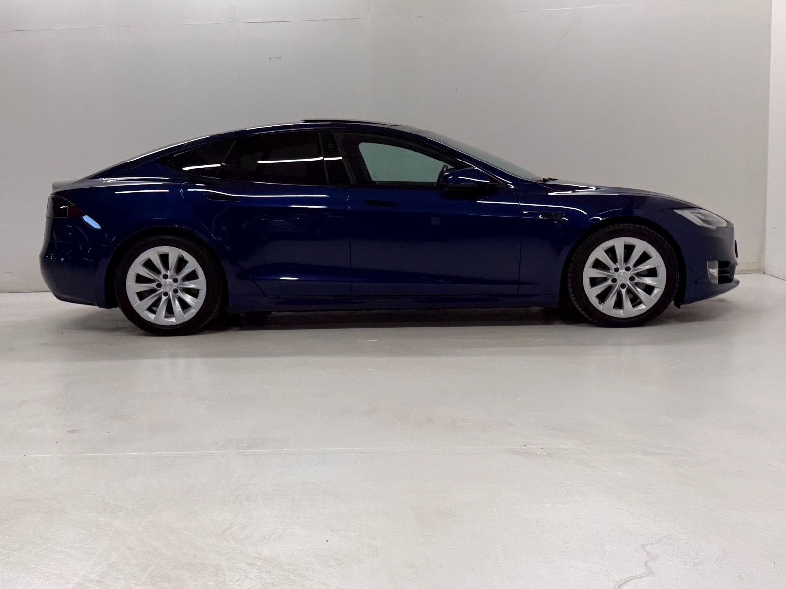 Tesla Model S 100D, 525ps, 2018