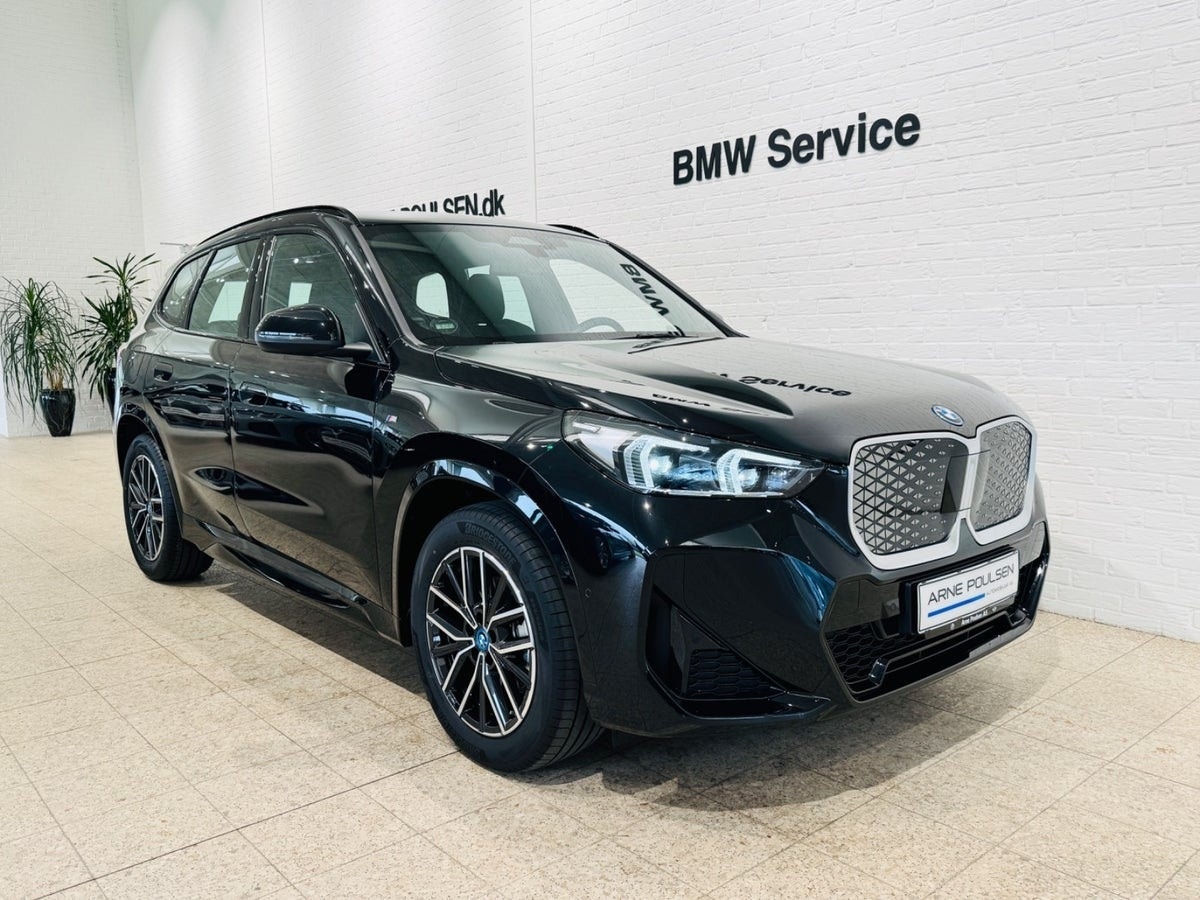 BMW iX1 eDrive20, 204hk, 2025