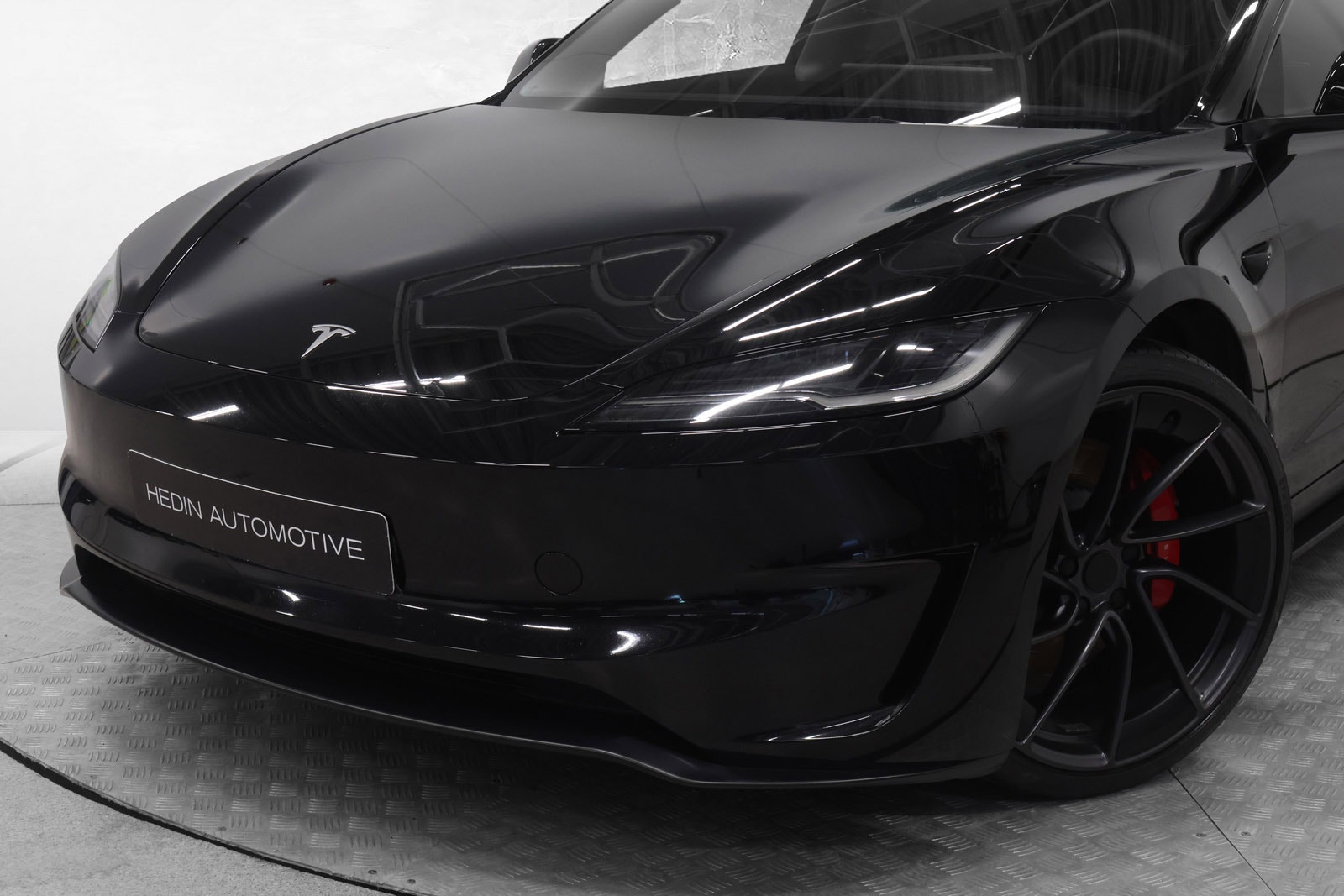 Tesla Model 3 Performance, 627hk, 2024