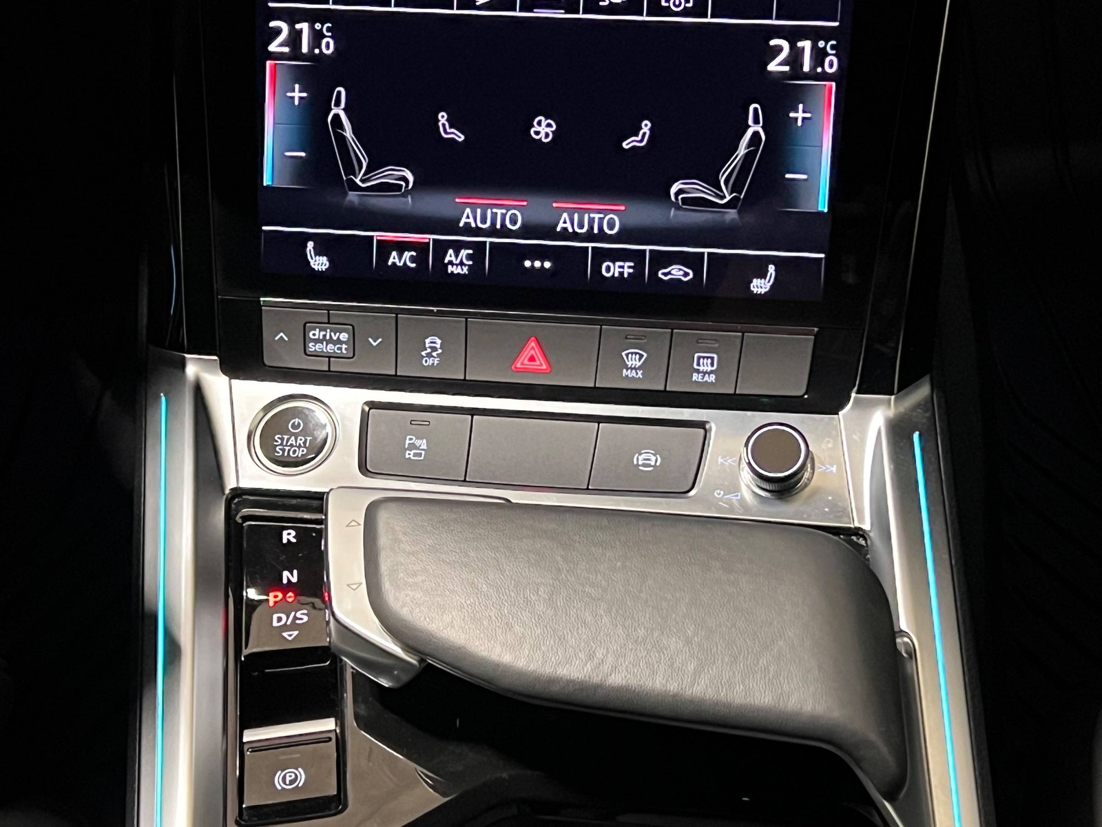 Audi Q8 55 e-tron quattro, 408hk, 2024