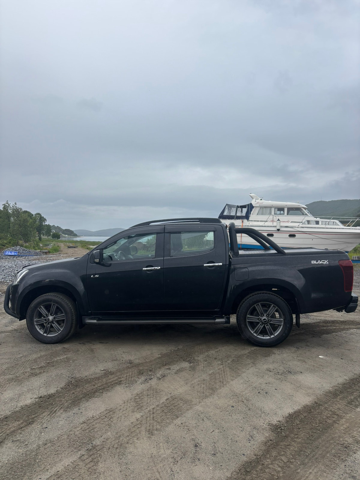 Isuzu D-Max Crew Cab 1.9 4WD Automatic, 163hp, 2017
