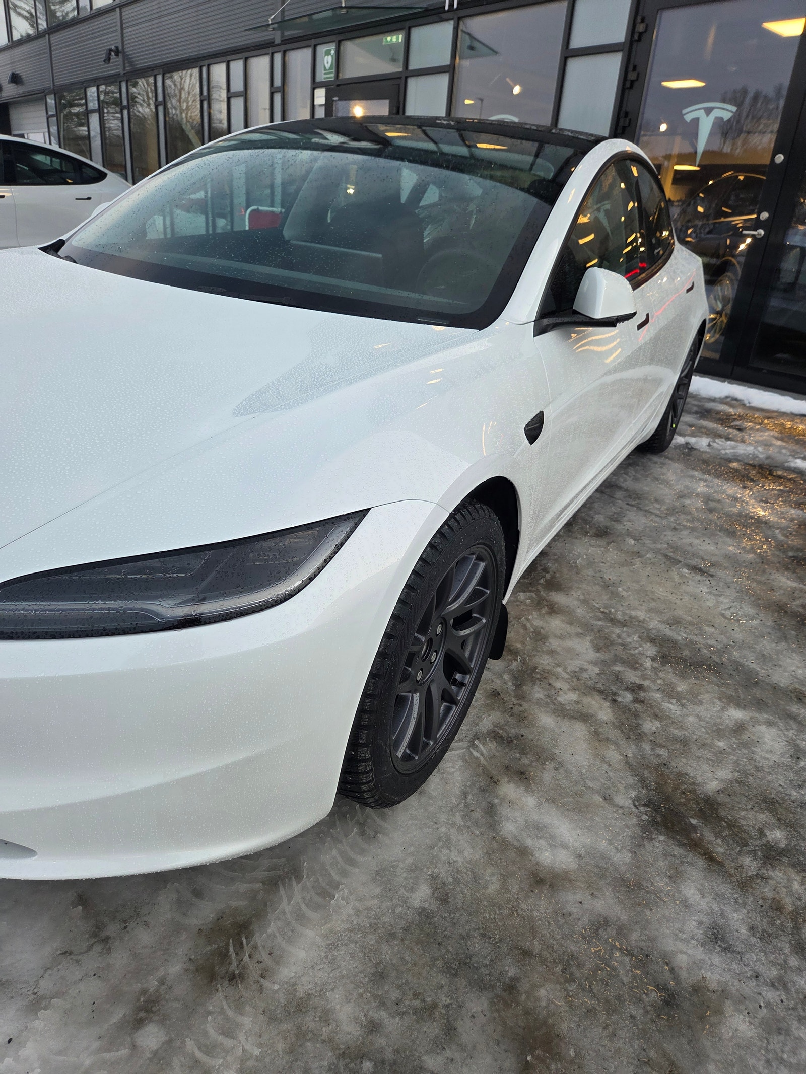 Tesla Model 3 Long Range AWD, 498hp, 2026