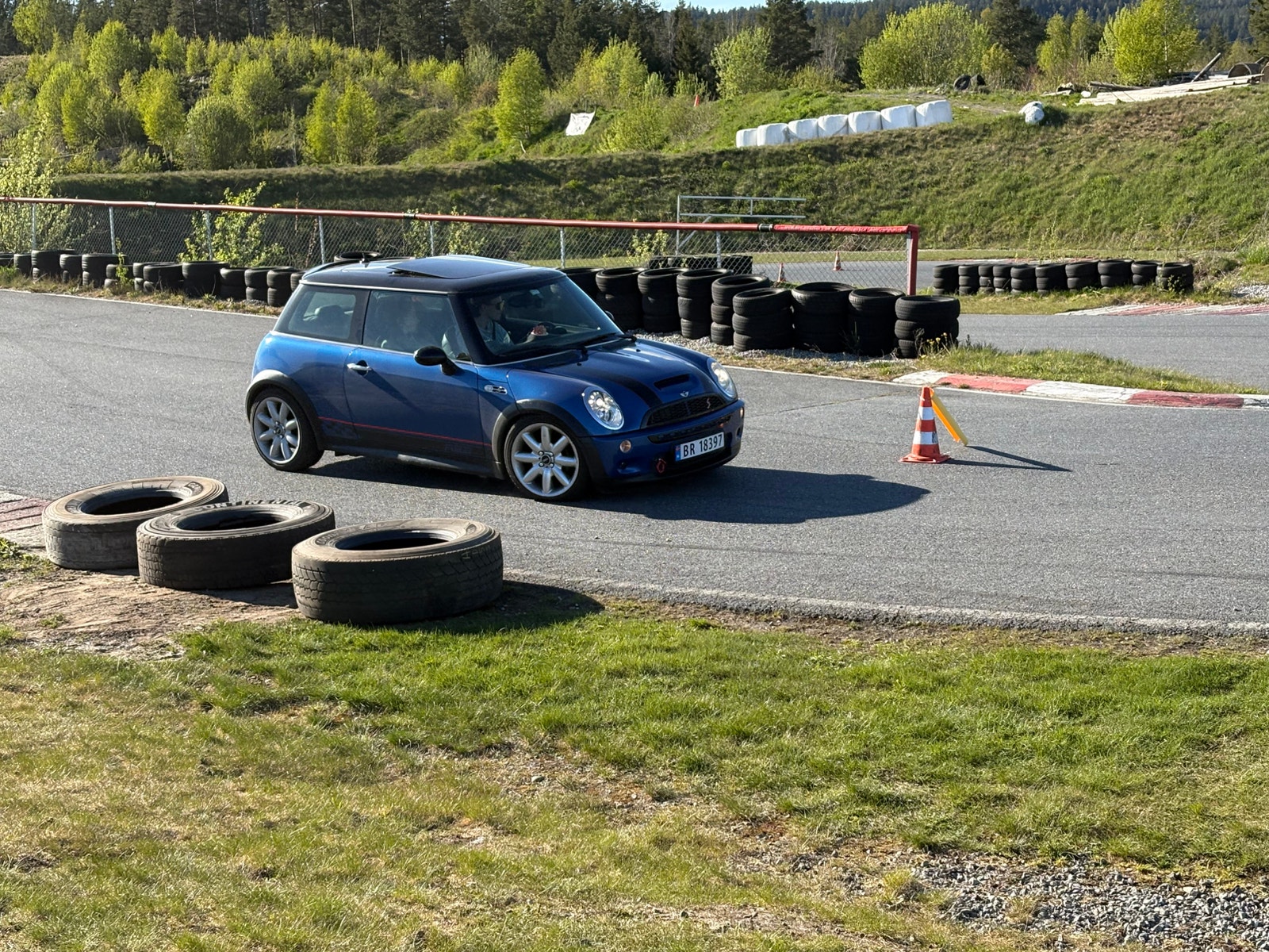 MINI Cooper S Manual, 6-trins, 170ps, 2005