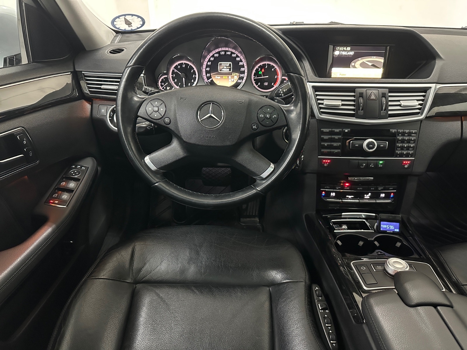 Mercedes-Benz E 220 CDI BlueEFFICIENCY 7G-Tronic Plus, 170hp, 2012