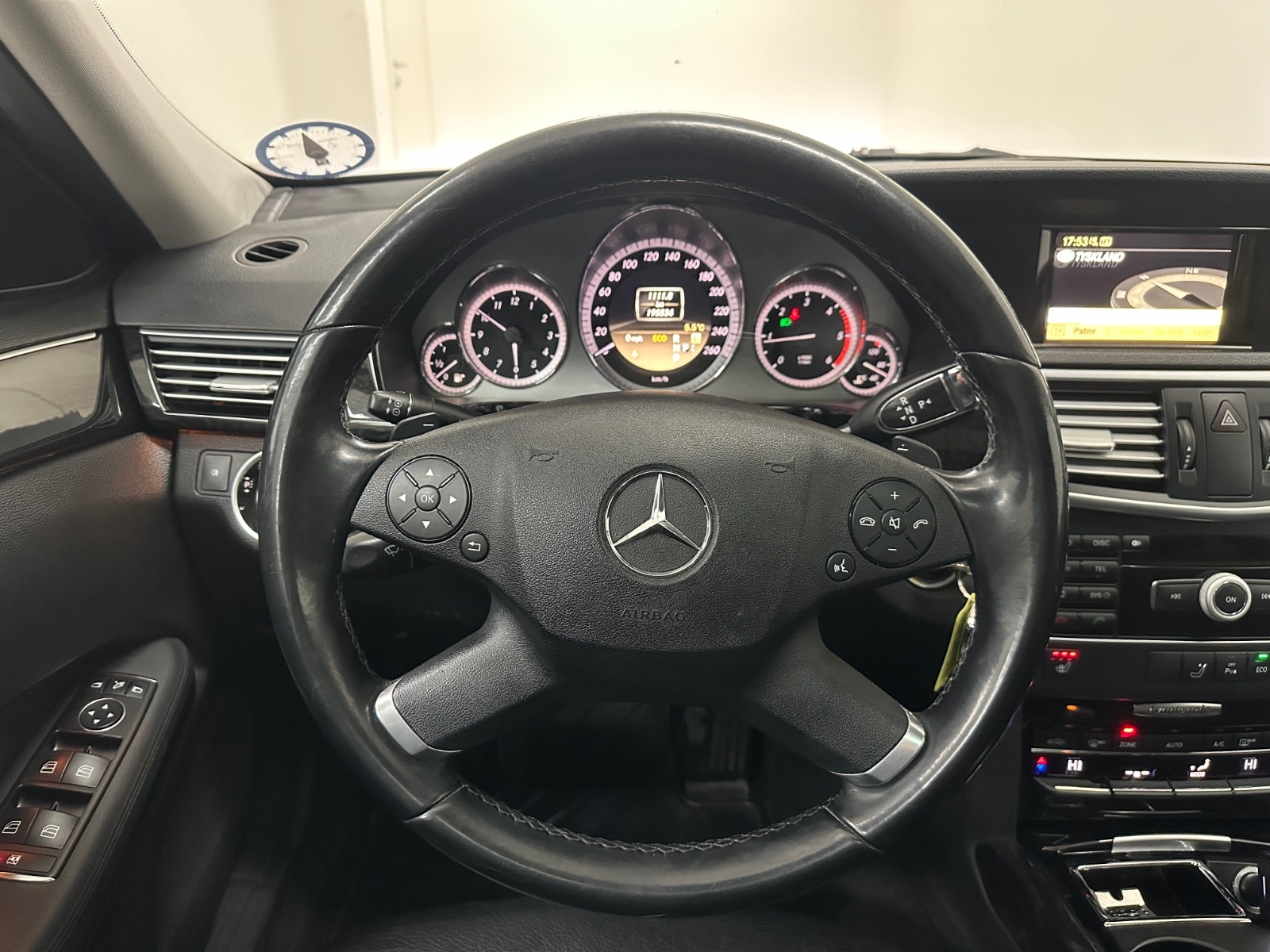 Mercedes-Benz E 220 CDI BlueEFFICIENCY 7G-Tronic Plus, 170hp, 2012