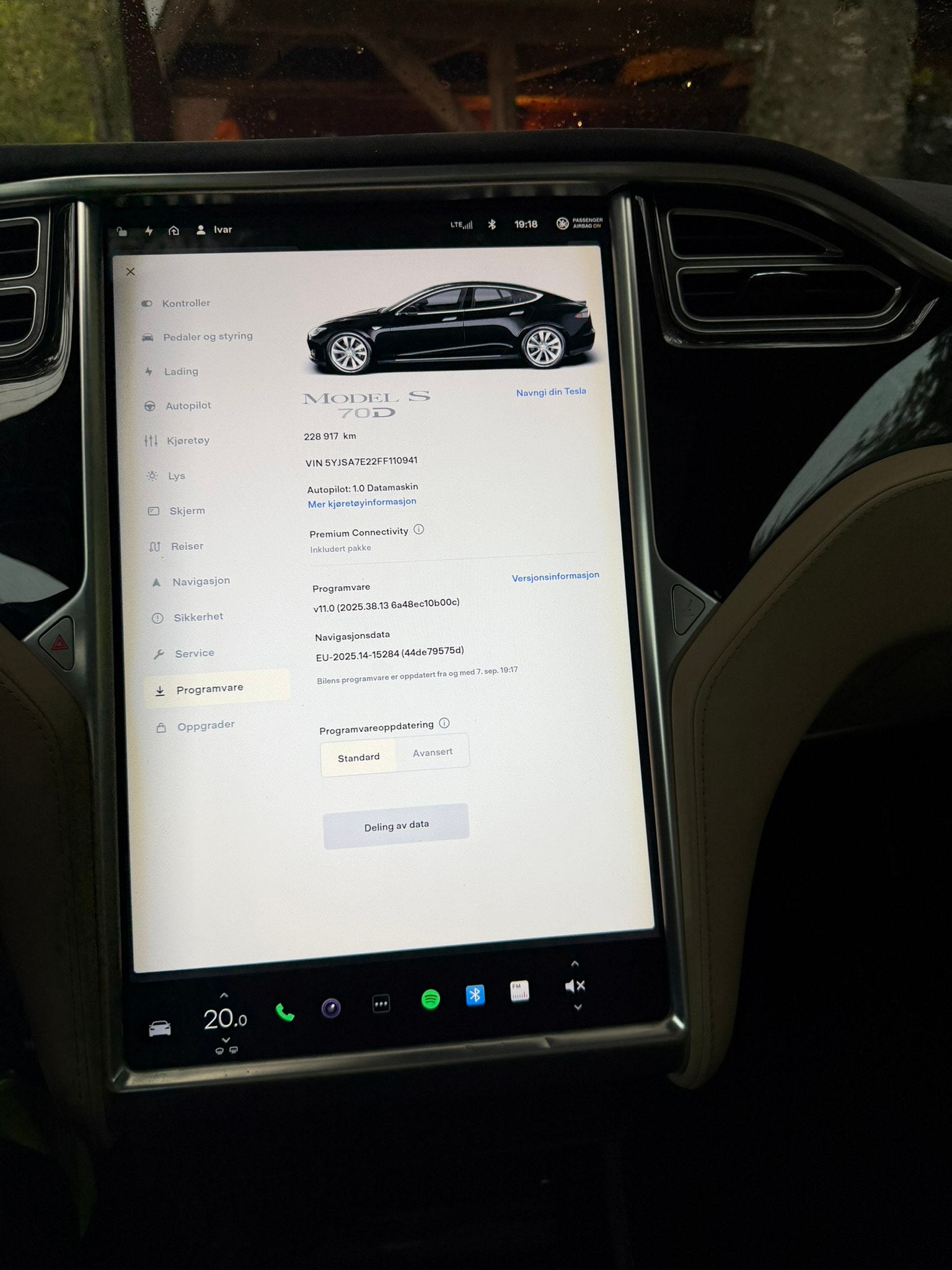 Tesla Model S 70D, 333ps, 2015