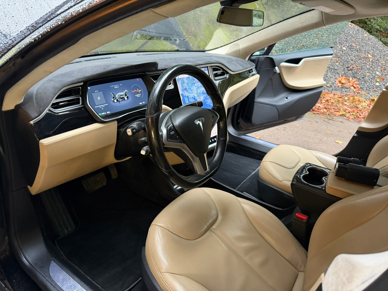 Tesla Model S 70D, 333ps, 2015
