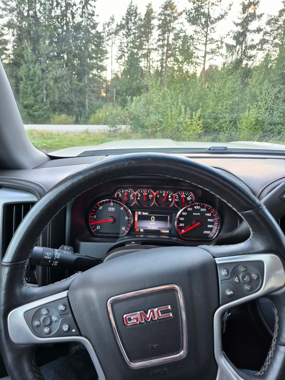 GMC Sierra 1500 Crew Cab 5.3 V8 4WD Automatic, 6-trins, 360ps, 2014