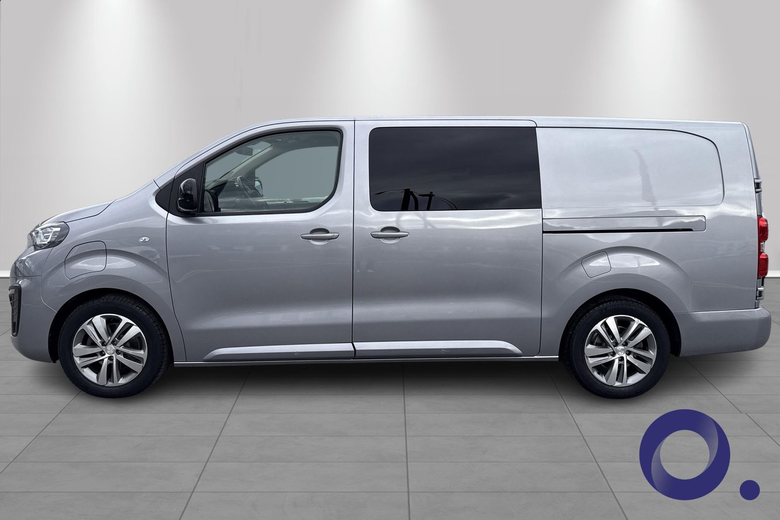 Peugeot e-Expert 75, 136hp, 2022