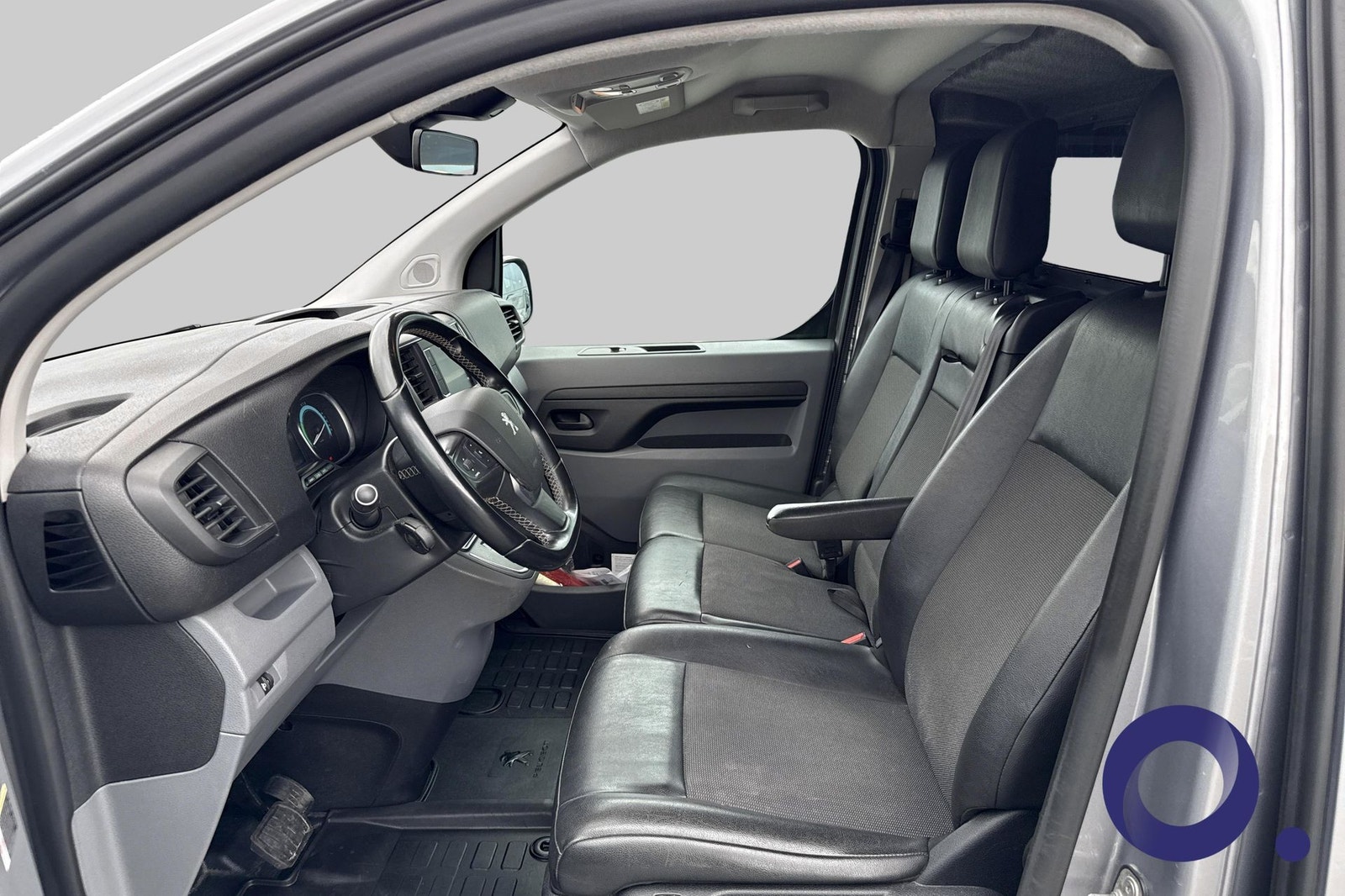 Peugeot e-Expert 75, 136hp, 2022