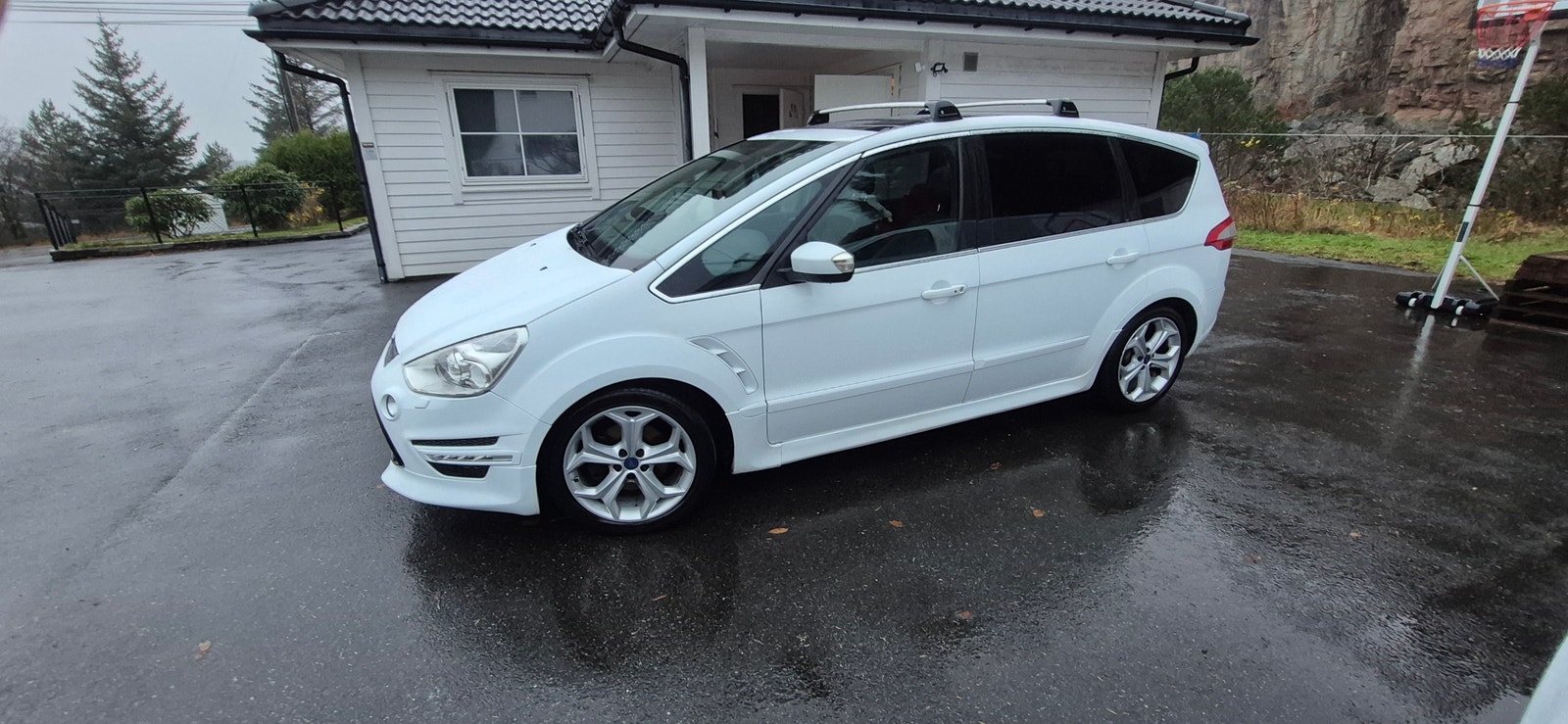 Ford S-MAX 2.0 TDCi Powershift, 6-trinn, 140hk, 2015