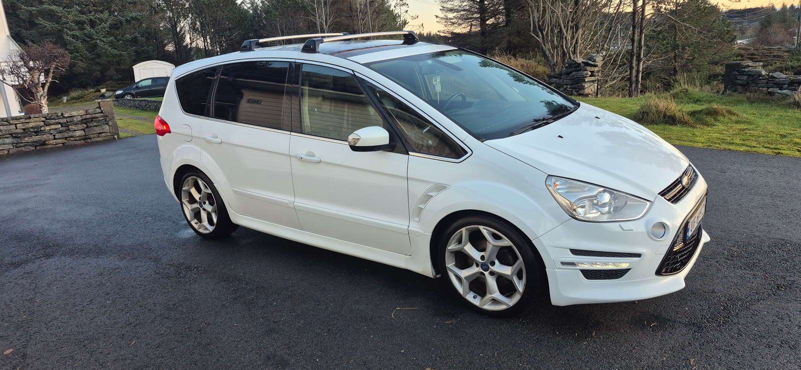 Ford S-MAX 2.0 TDCi Powershift, 6-trinn, 140hk, 2015