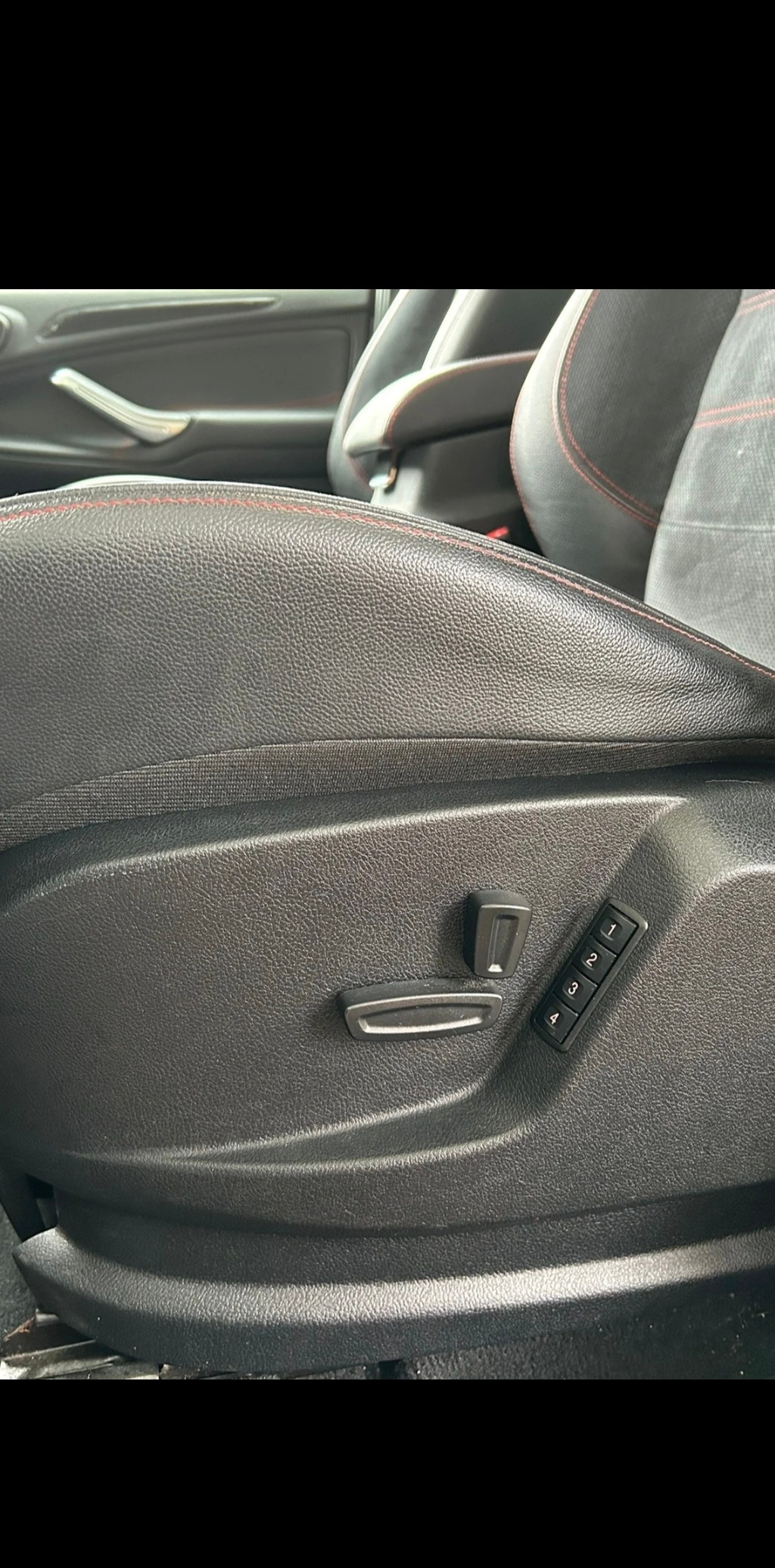 Ford S-MAX 2.0 TDCi Powershift, 6-trinn, 140hk, 2015