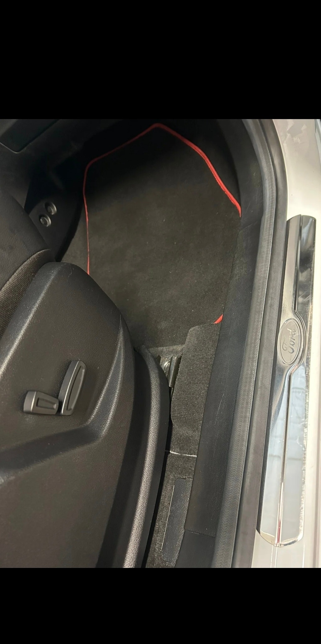 Ford S-MAX 2.0 TDCi Powershift, 6-trinn, 140hk, 2015