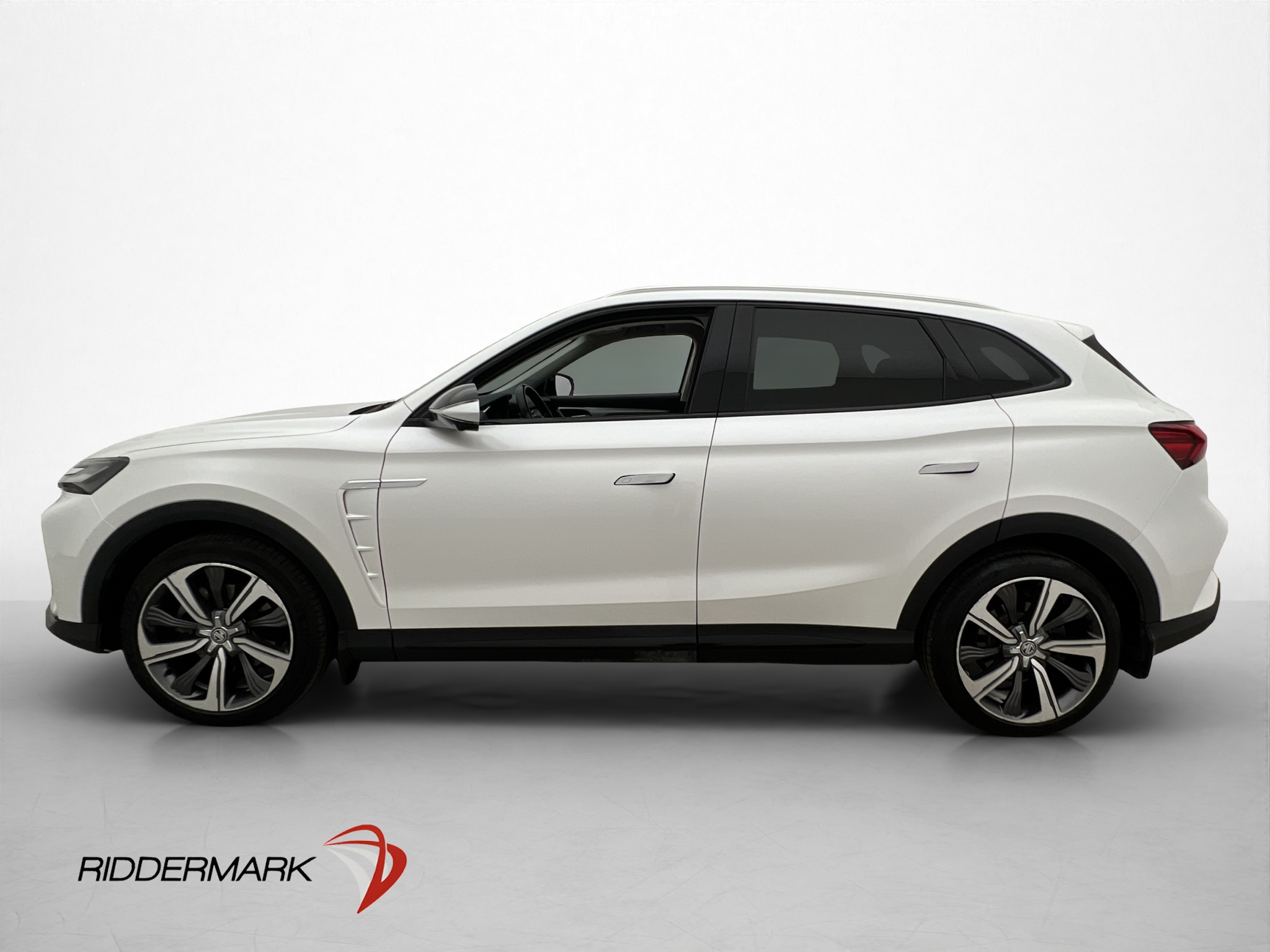 MG Marvel R Automatic, 180hp, 2022