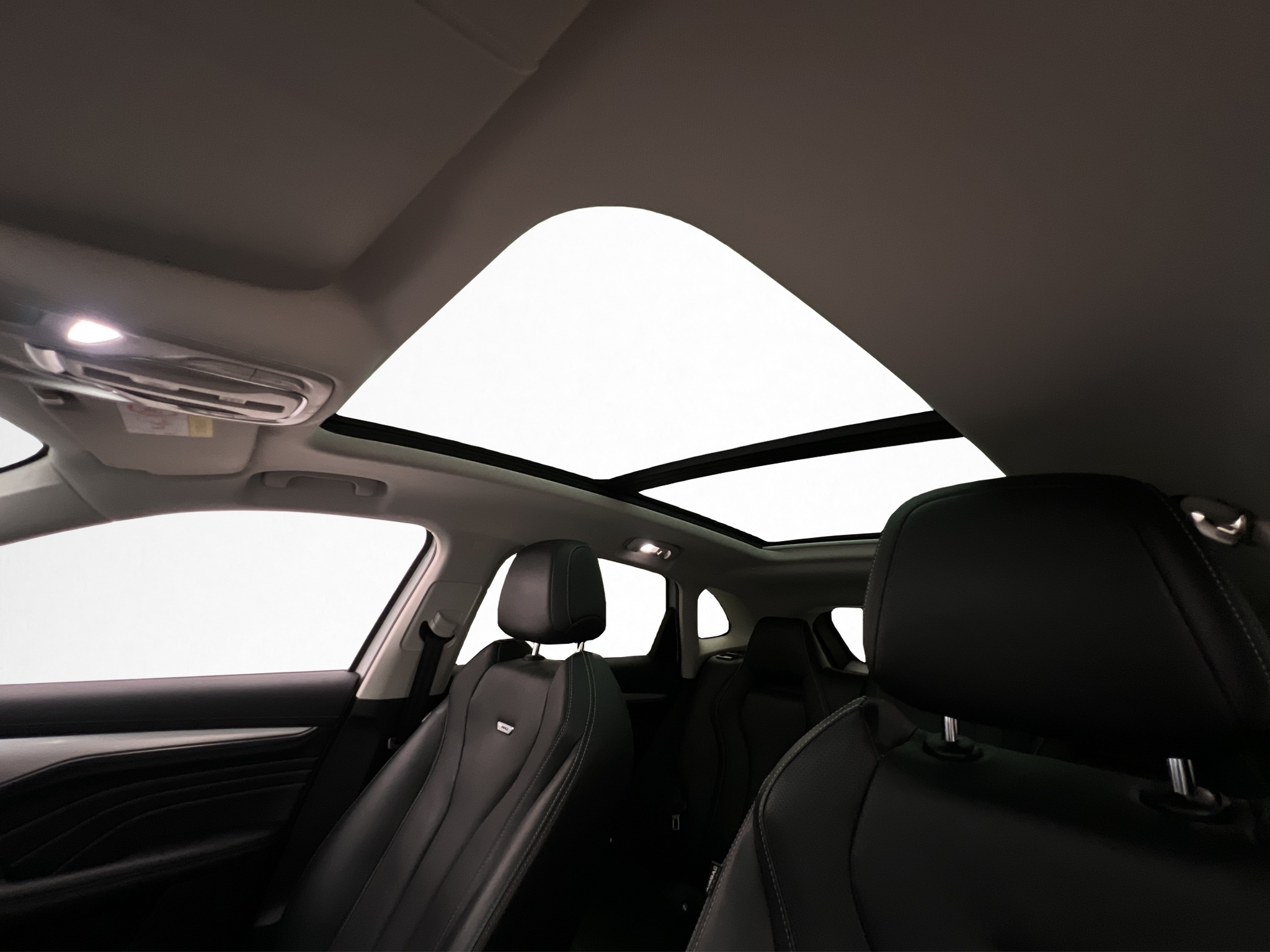 MG Marvel R Automatic, 180hp, 2022