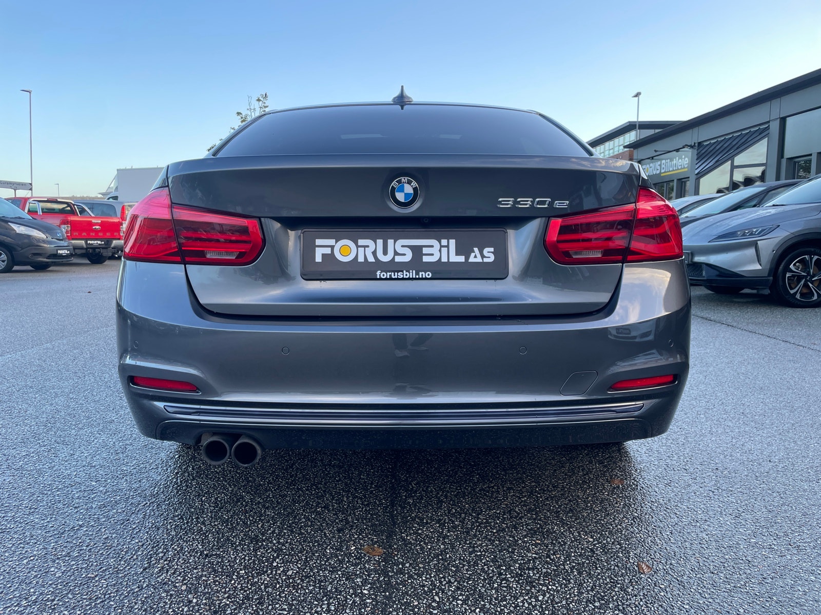 BMW 330e Sedan Steptronic, 8-trins, 252ps, 2017