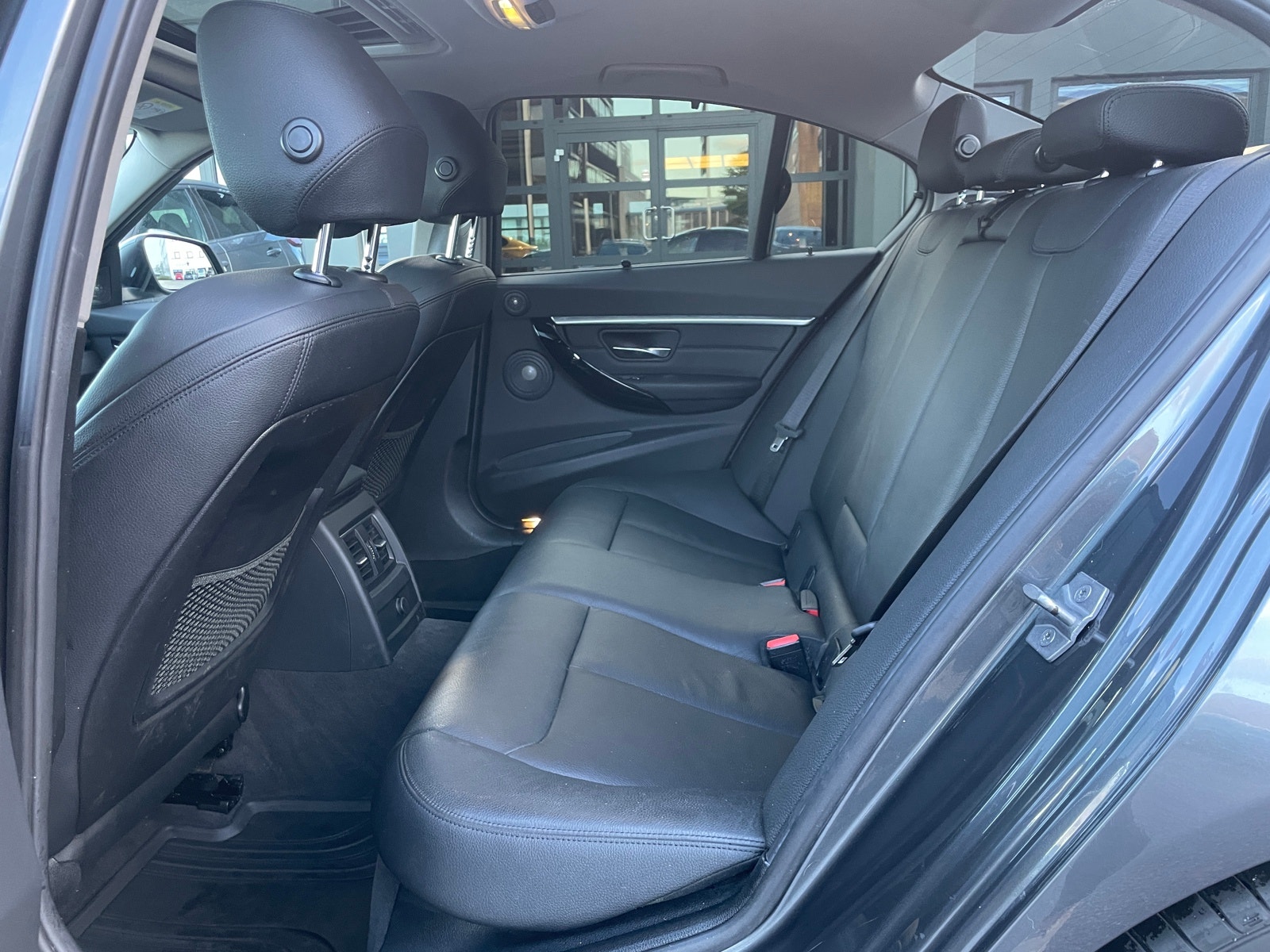 BMW 330e Sedan Steptronic, 8-trins, 252ps, 2017