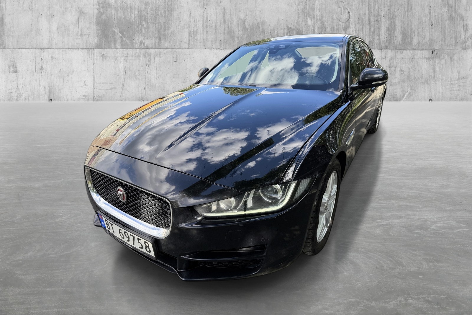 Jaguar XE 20d Automatic, 8-trins, 180ps, 2017