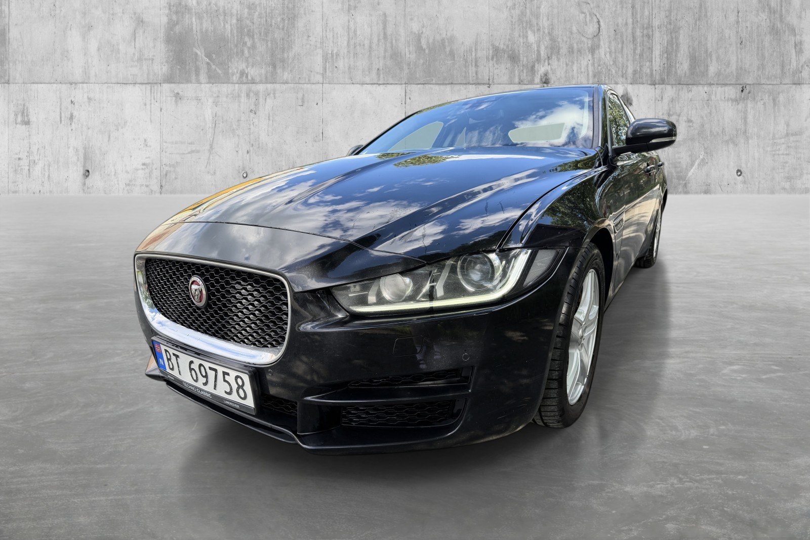 Jaguar XE 20d Automatic, 8-trins, 180ps, 2017