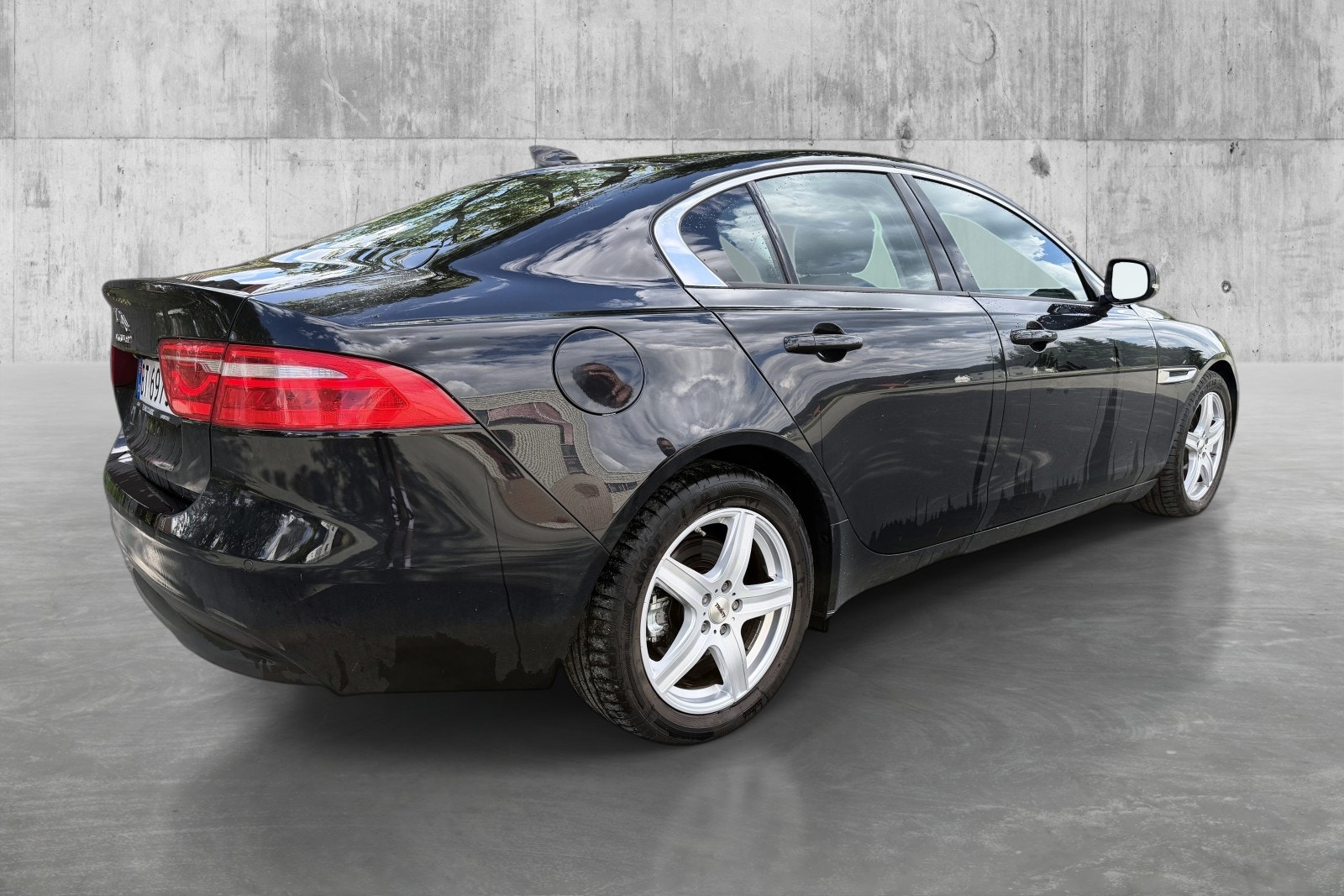 Jaguar XE 20d Automatic, 8-trins, 180ps, 2017