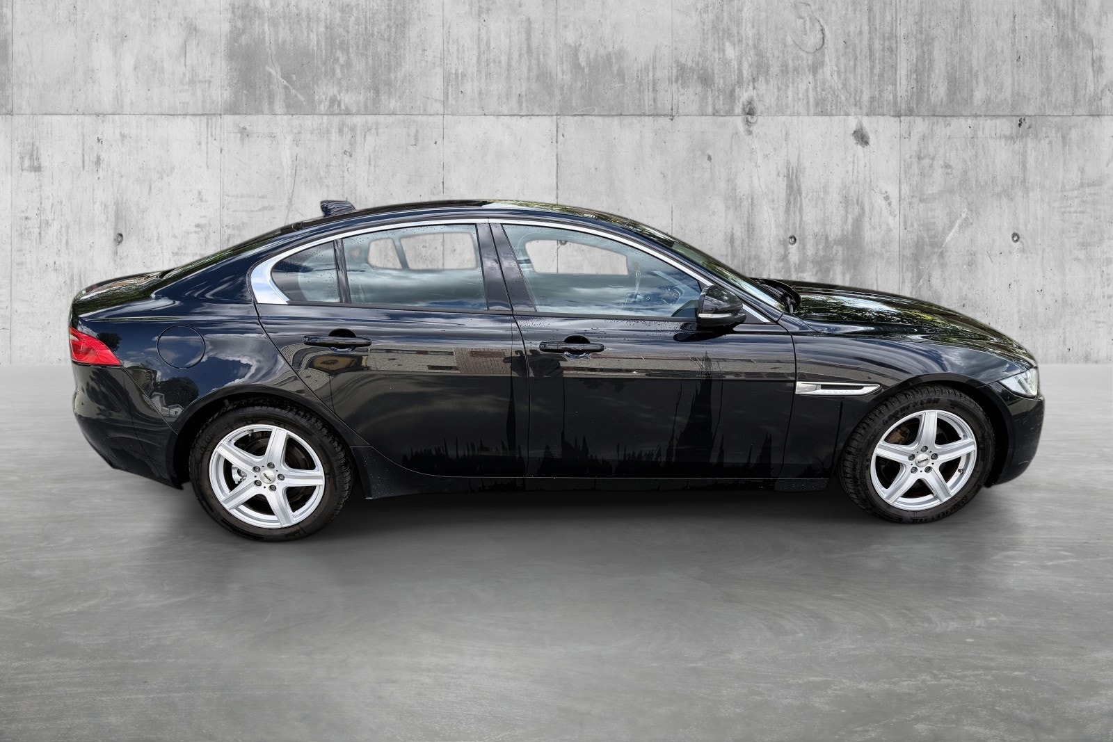 Jaguar XE 20d Automatic, 8-trins, 180ps, 2017