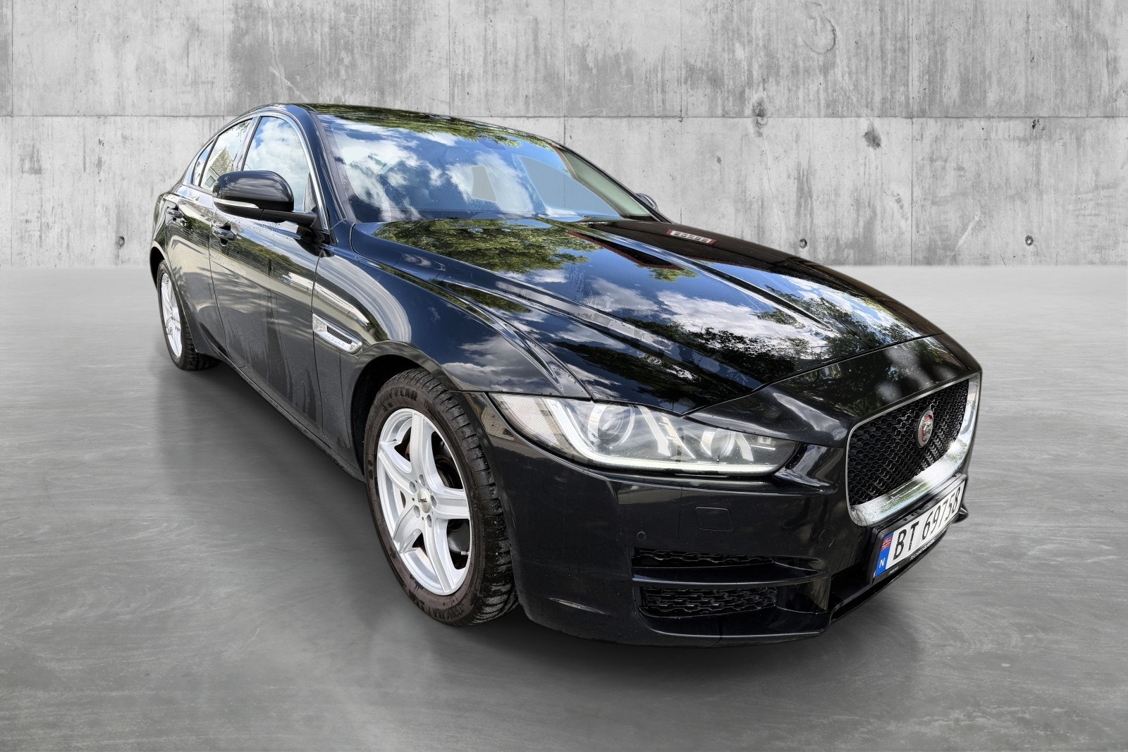 Jaguar XE 20d Automatic, 8-trins, 180ps, 2017