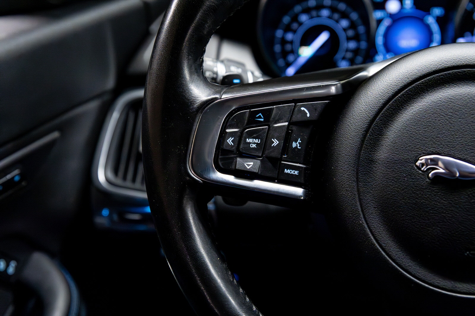 Jaguar E-Pace D150 AWD Automatisk, 9-trinn, 150hk, 2018
