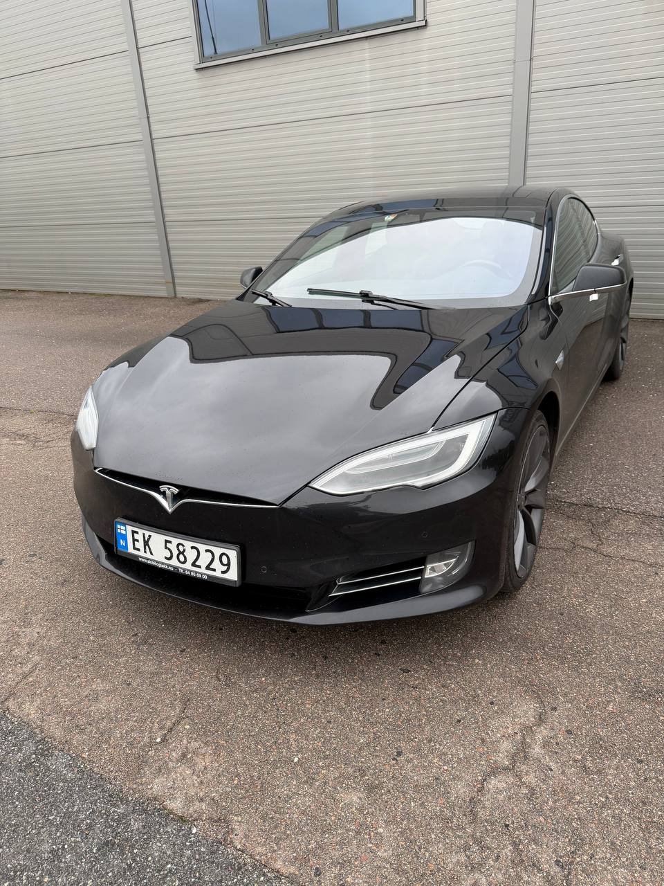 Tesla Model S 75, 320ps, 2017