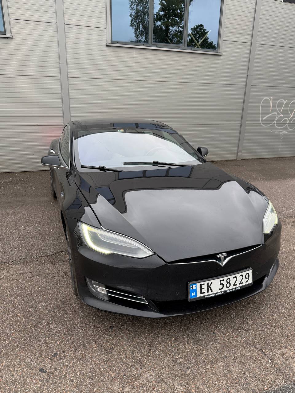 Tesla Model S 75, 320ps, 2017