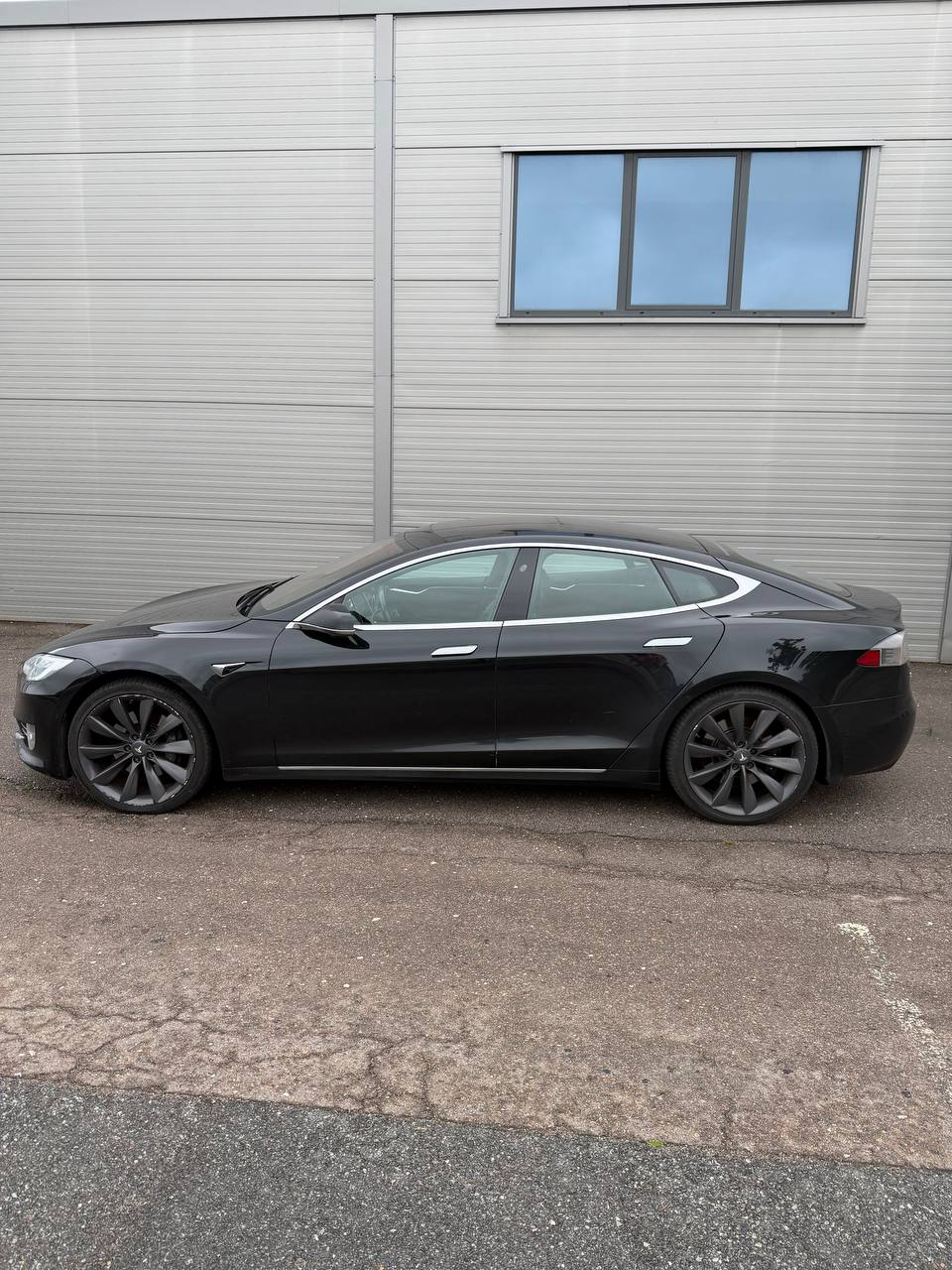 Tesla Model S 75, 320ps, 2017