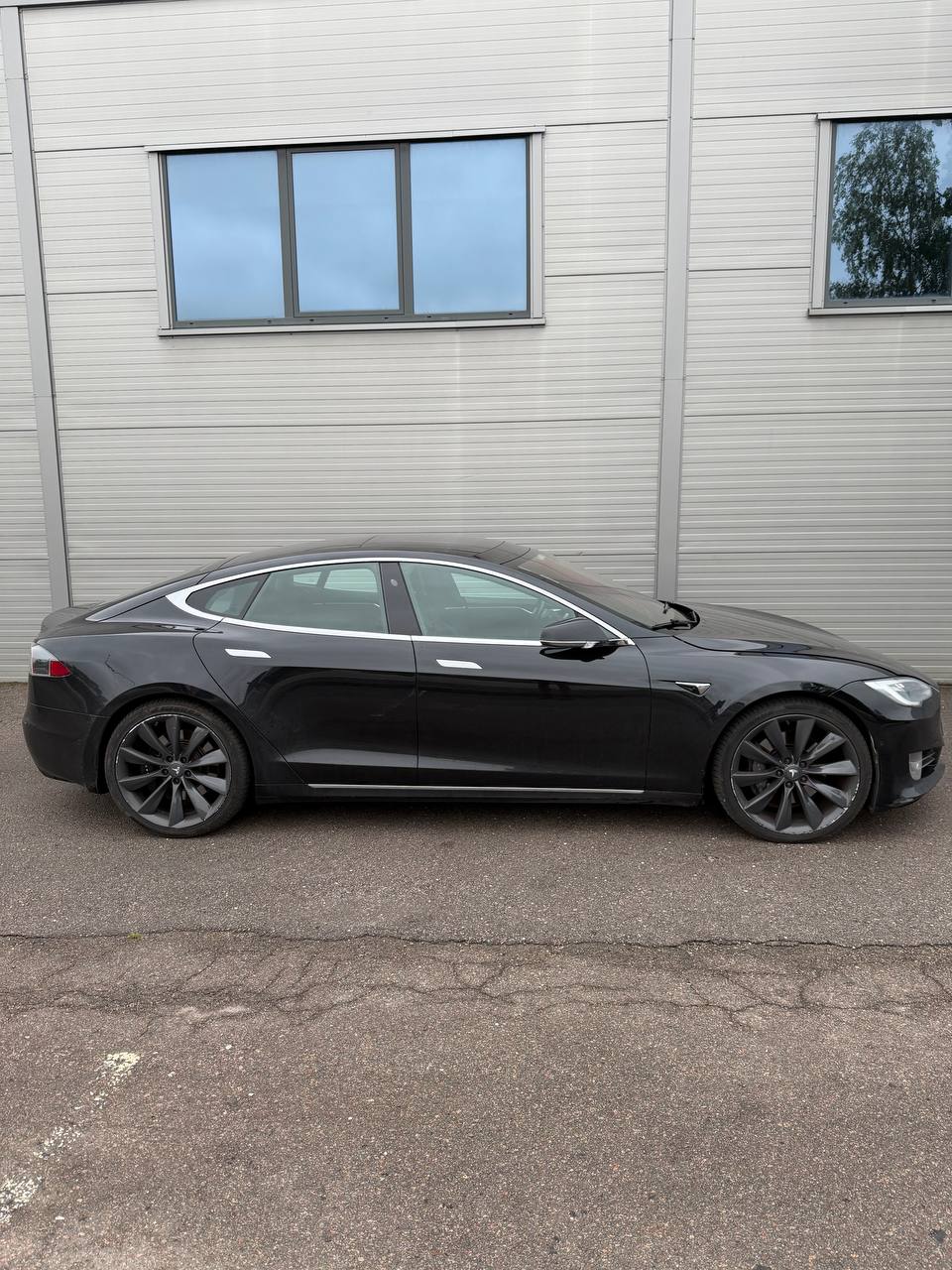 Tesla Model S 75, 320ps, 2017