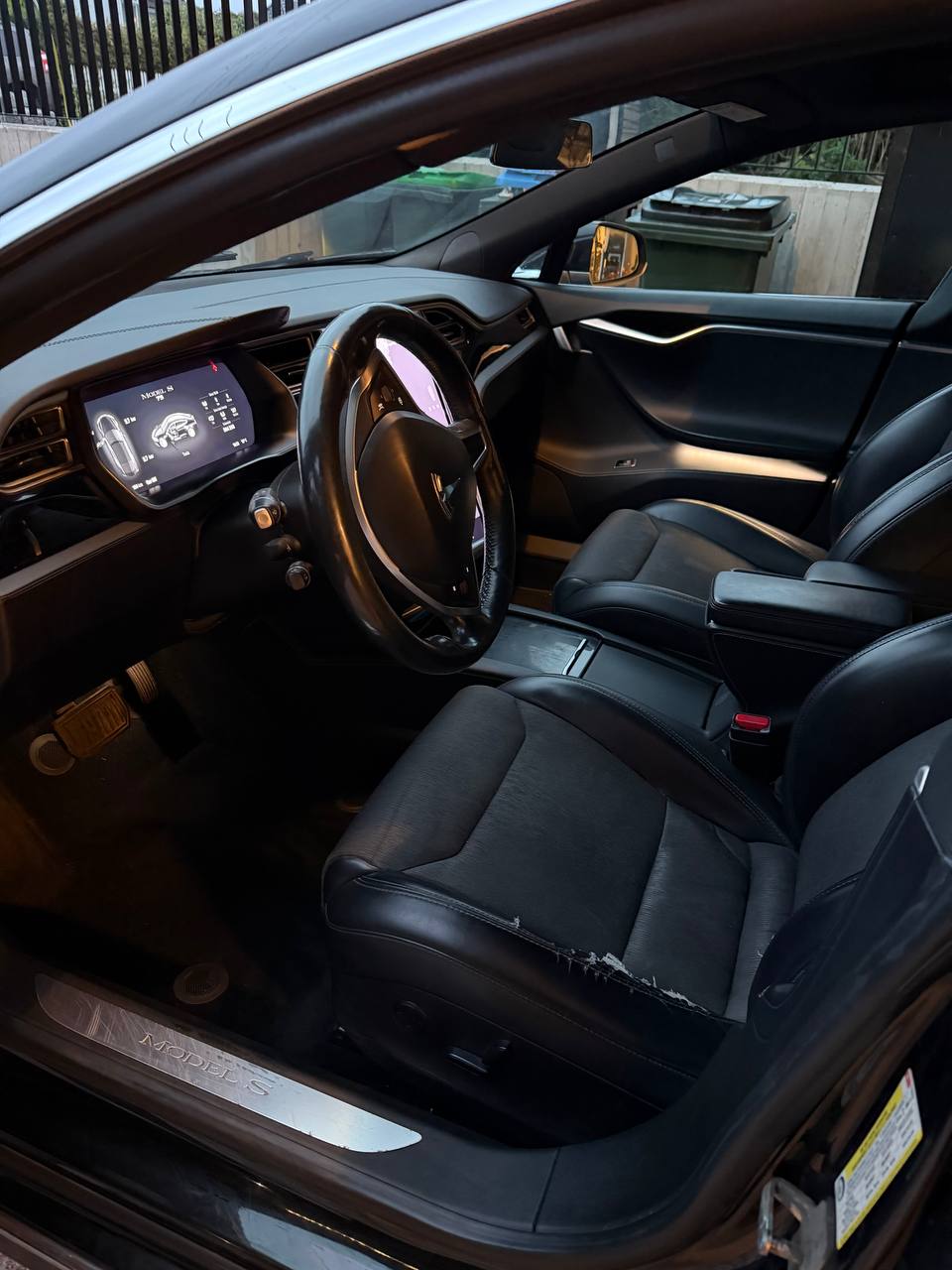 Tesla Model S 75, 320ps, 2017