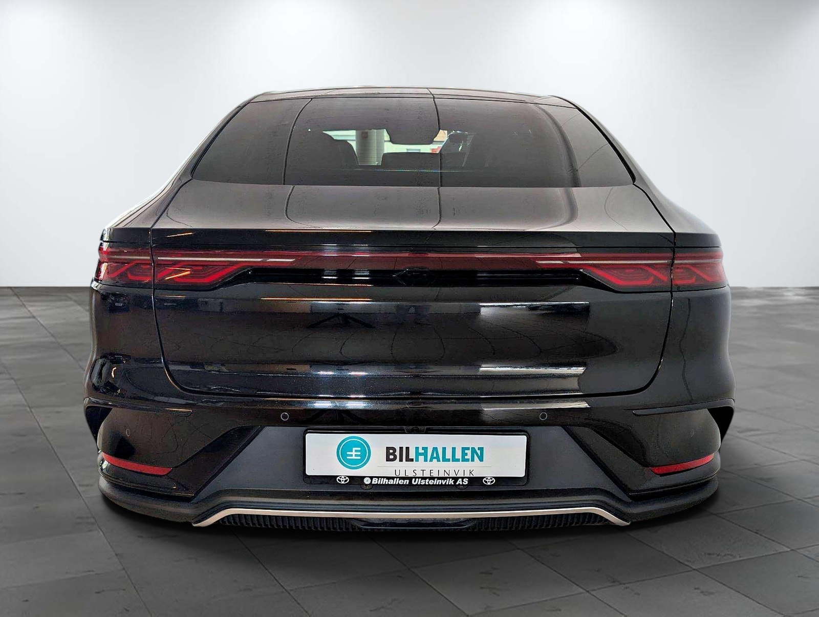BYD Han EV AWD, 517hp, 2022