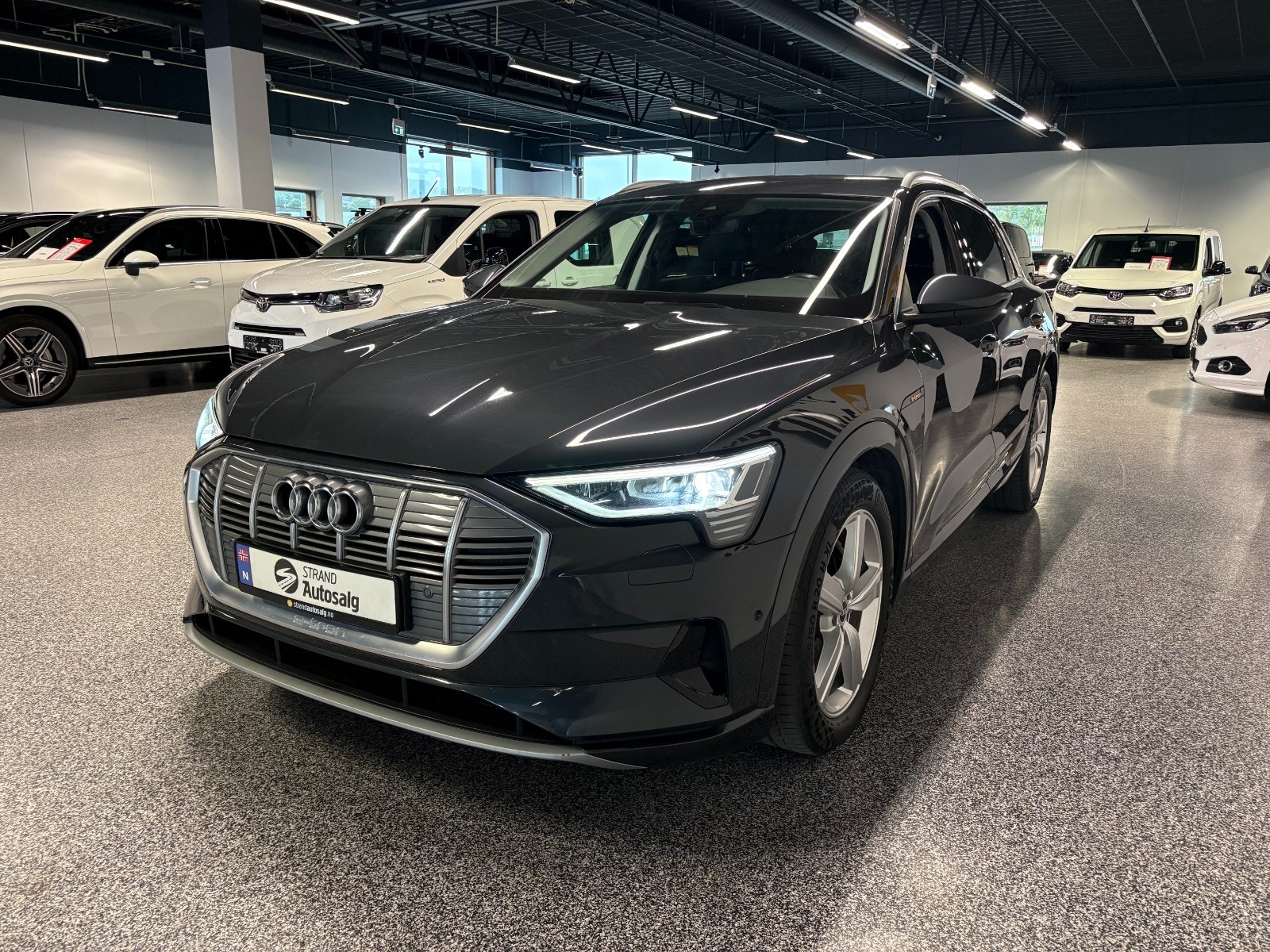 Audi e-tron 50 quattro, 313ps, 2021