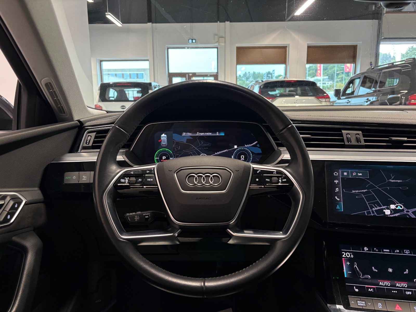 Audi e-tron 50 quattro, 313ps, 2021