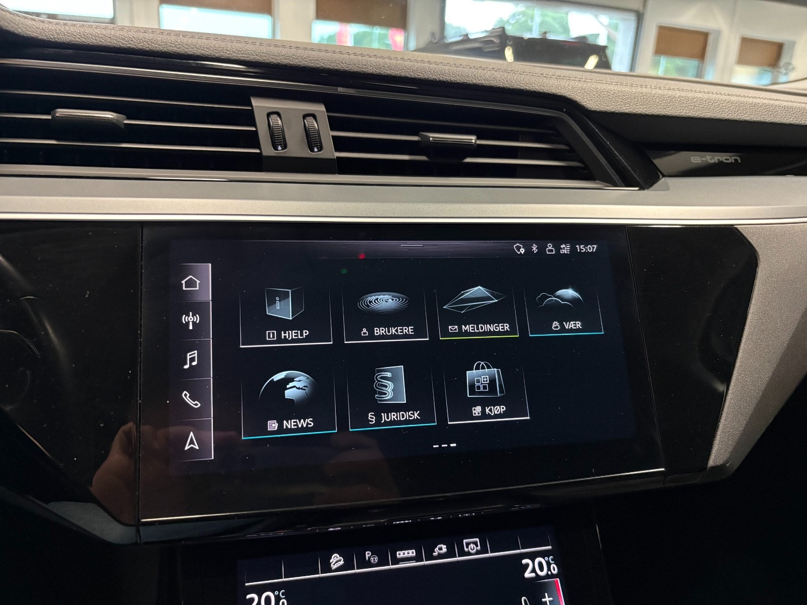 Audi e-tron 50 quattro, 313ps, 2021
