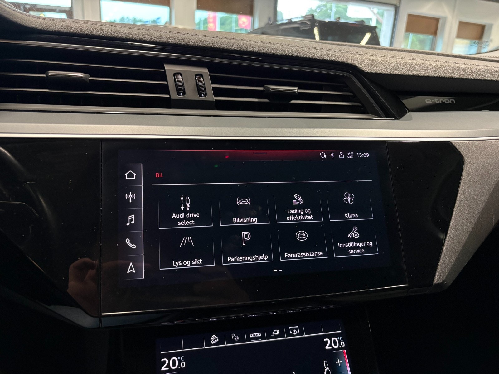 Audi e-tron 50 quattro, 313ps, 2021