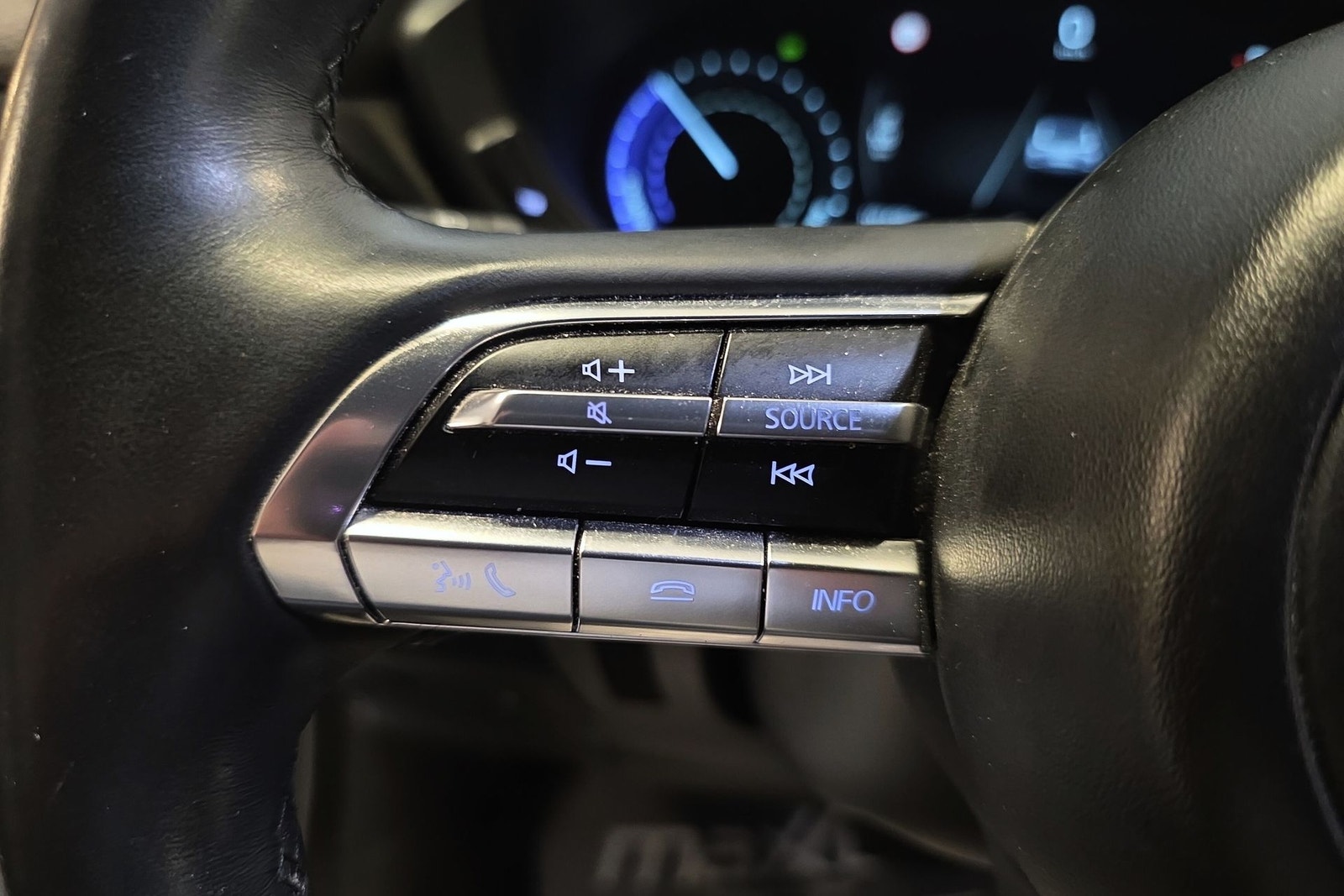 Mazda MX-30 e-Skyactiv EV, 143ps, 2021