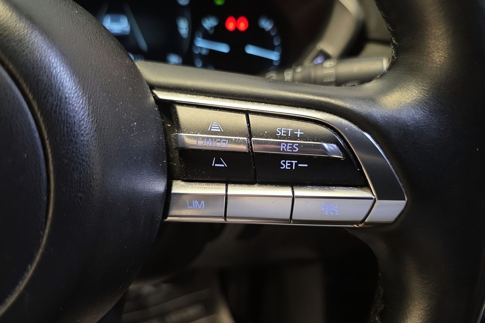 Mazda MX-30 e-Skyactiv EV, 143ps, 2021